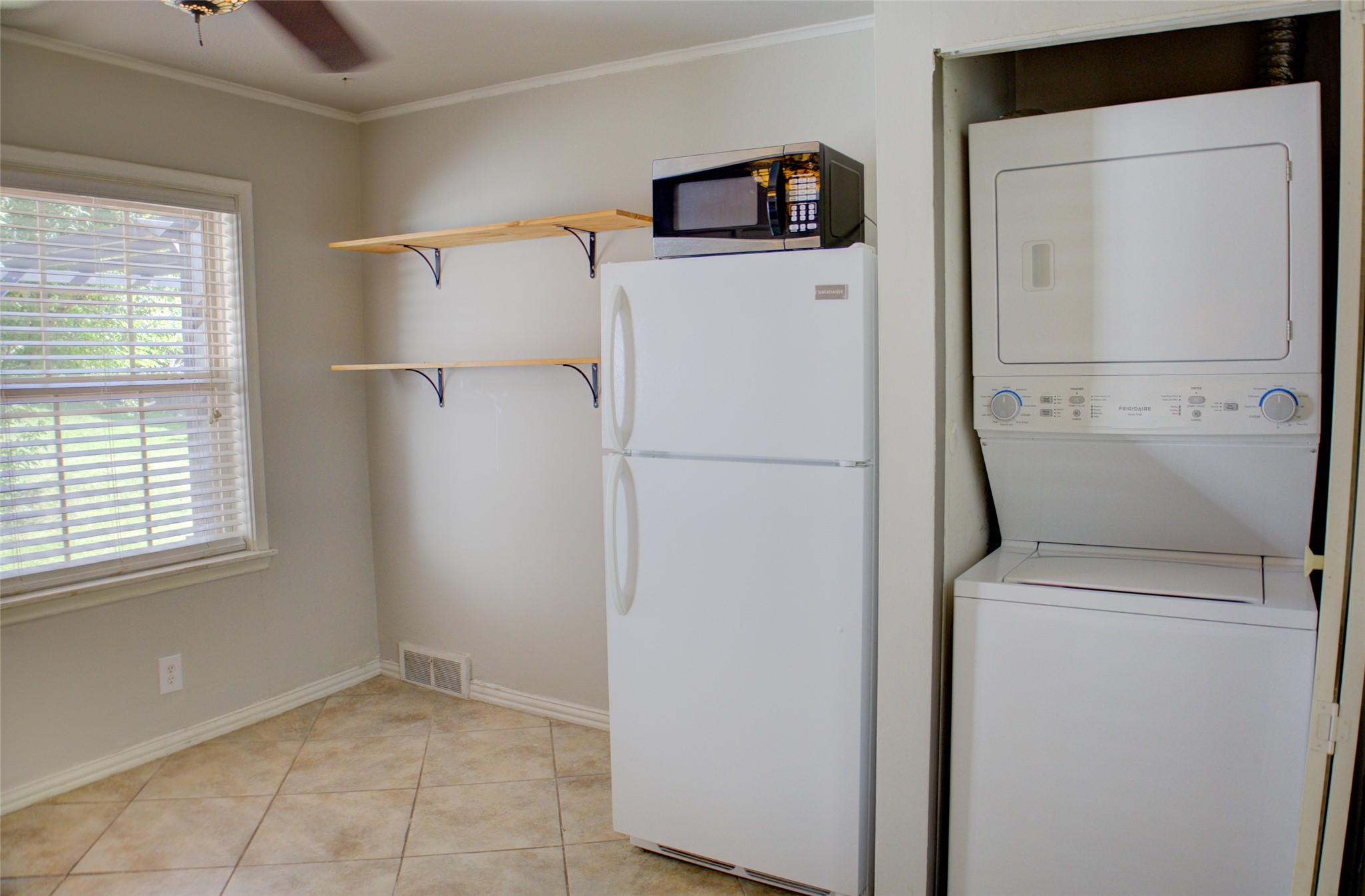 4221 E 25th Place E Tulsa OK 74114