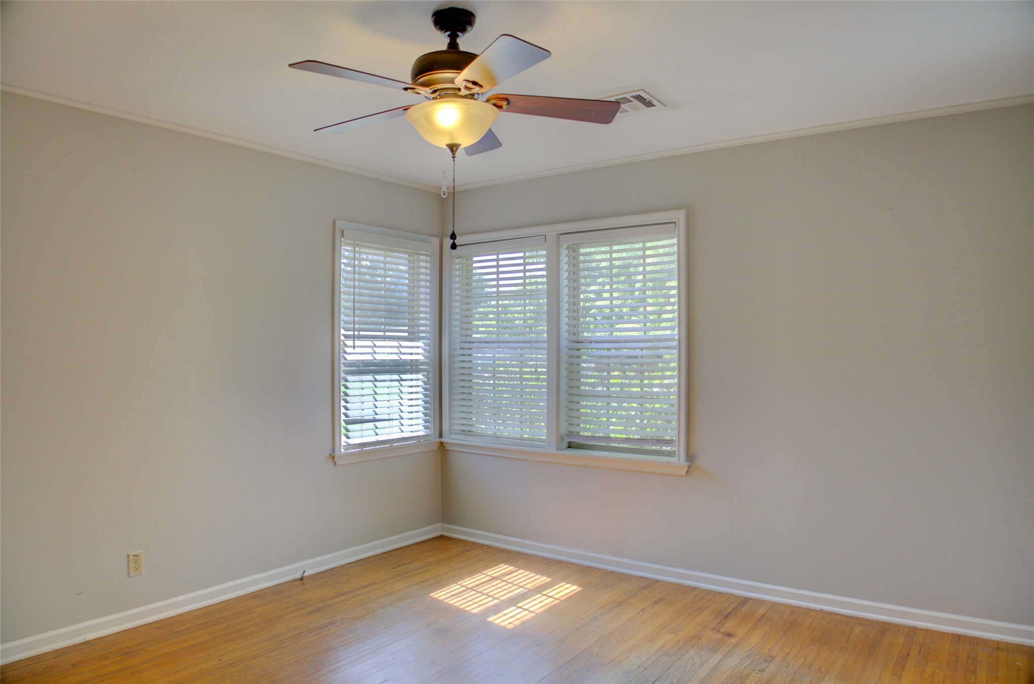 4221 E 25th Place E Tulsa OK 74114