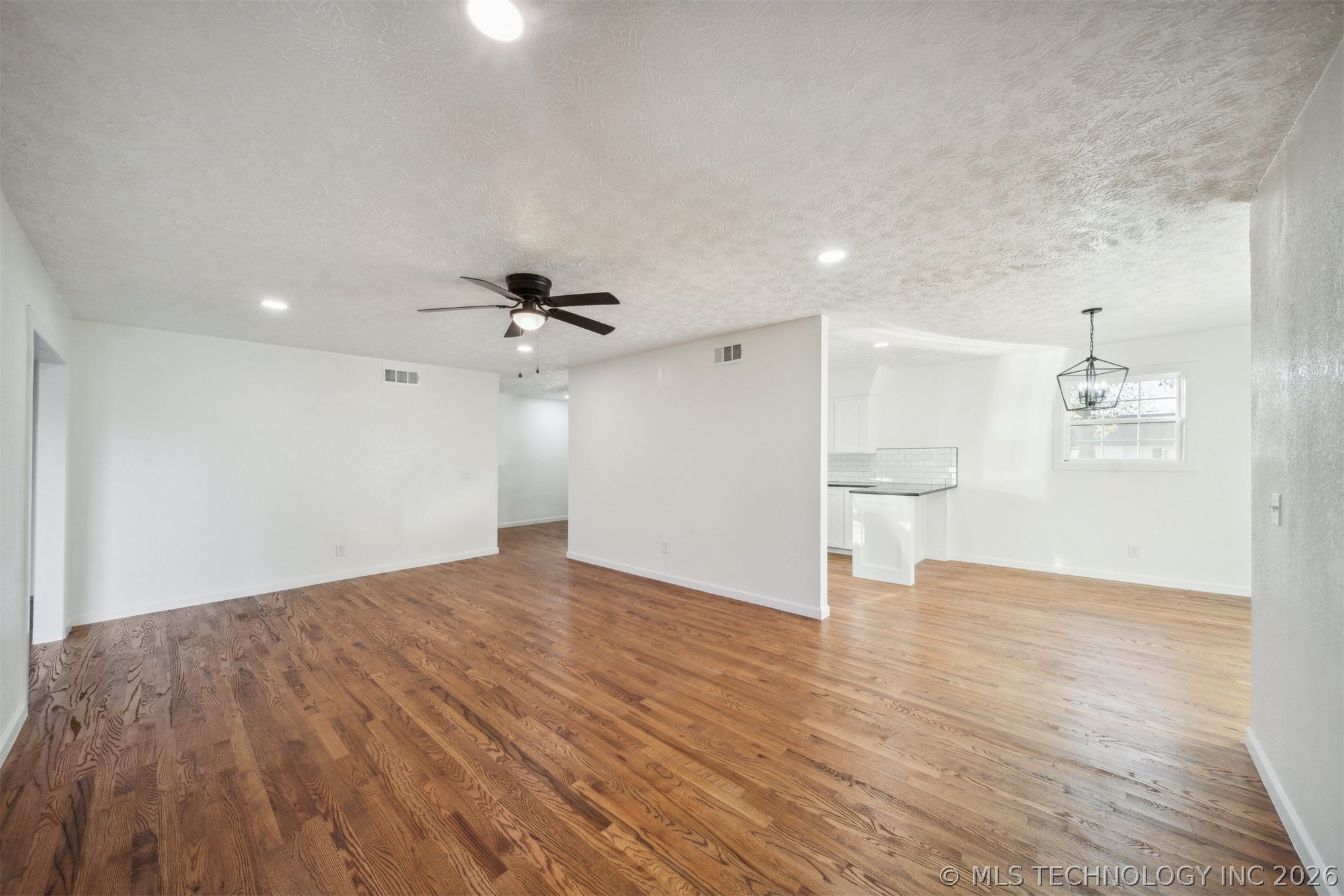 21 N Indianola Street Pryor OK 74361