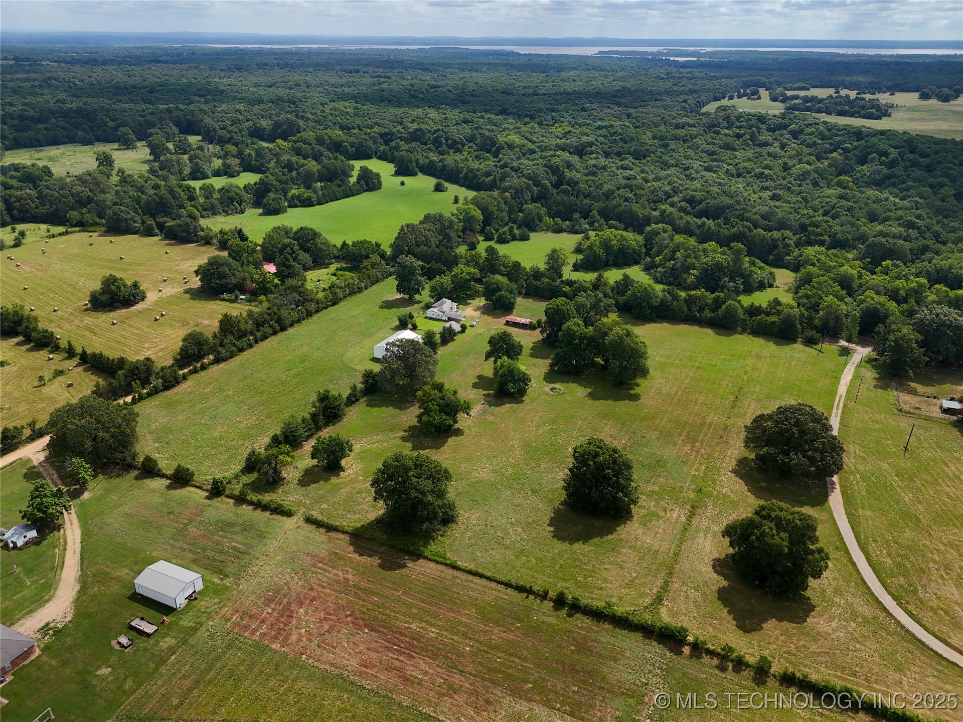 652 N 4230 Road Hugo OK 74743