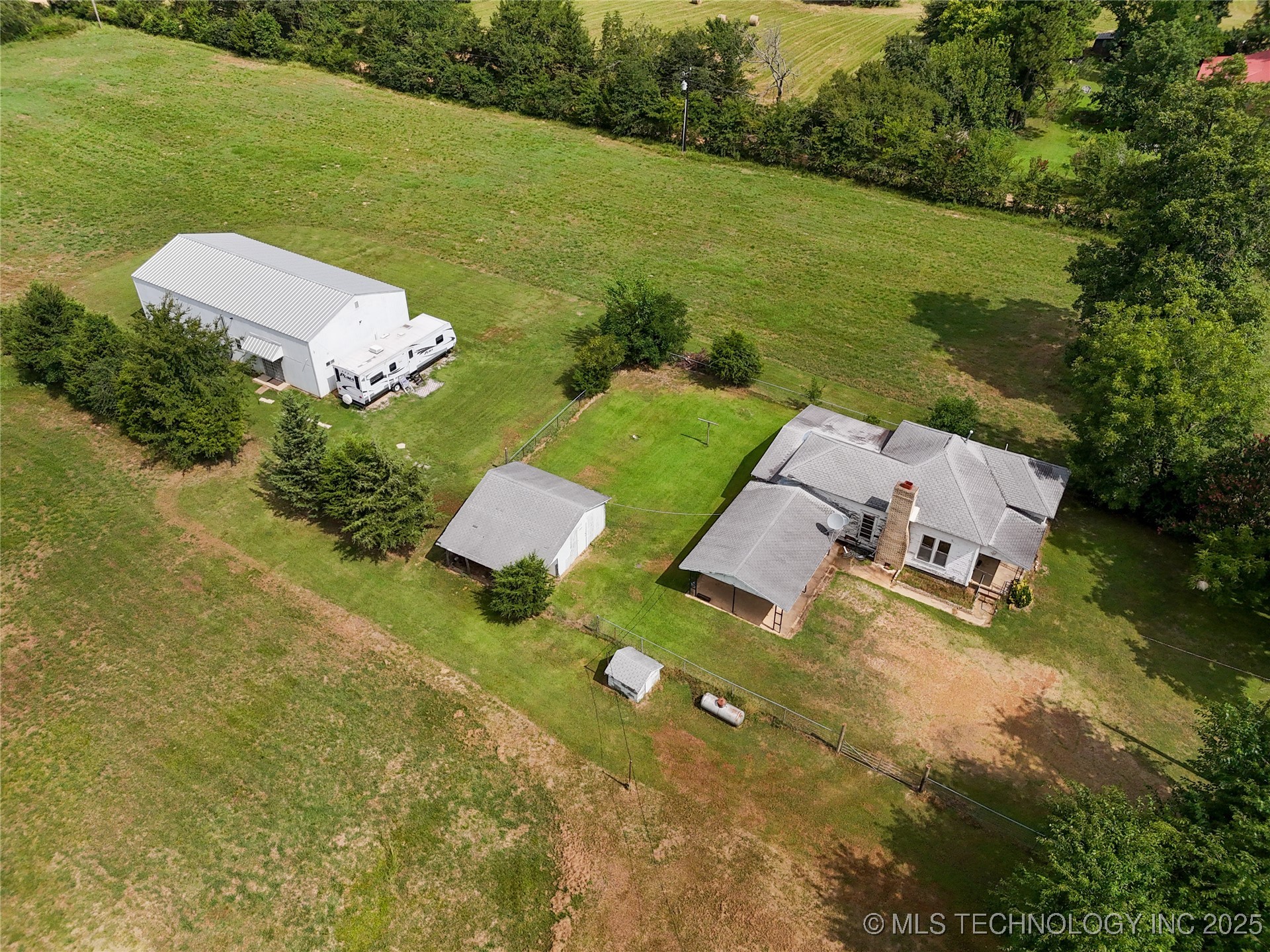 652 N 4230 Road Hugo OK 74743