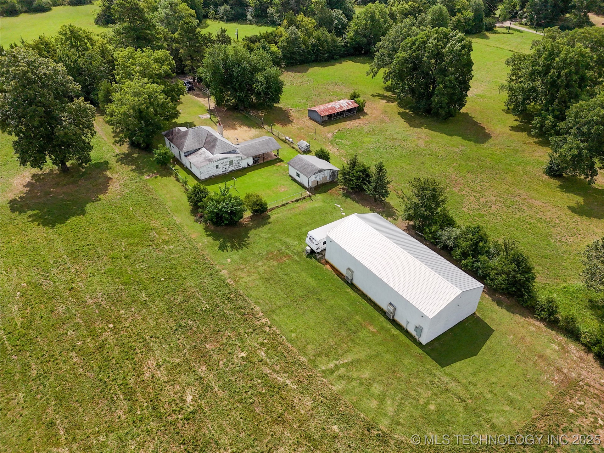 652 N 4230 Road Hugo OK 74743