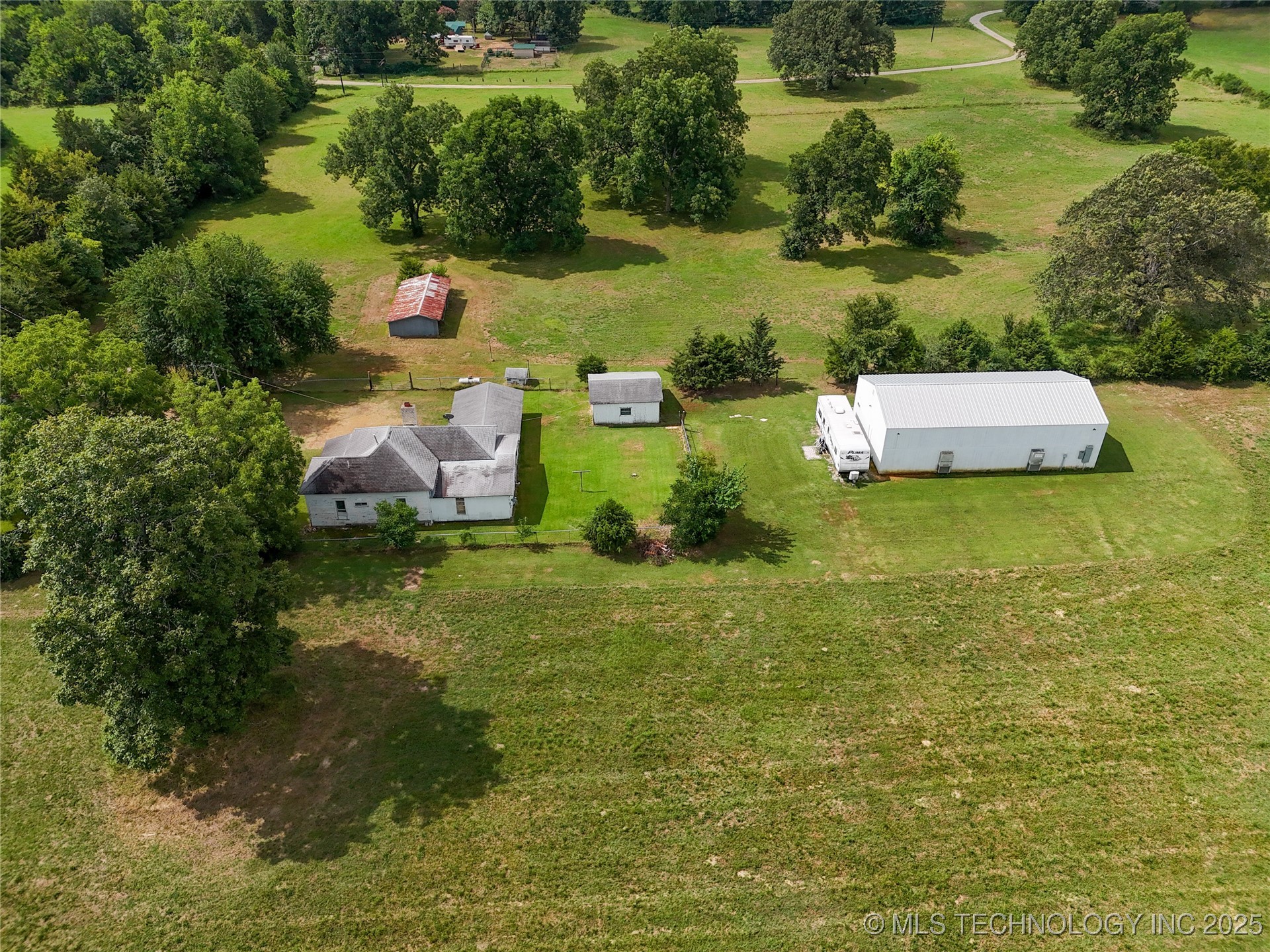 652 N 4230 Road Hugo OK 74743