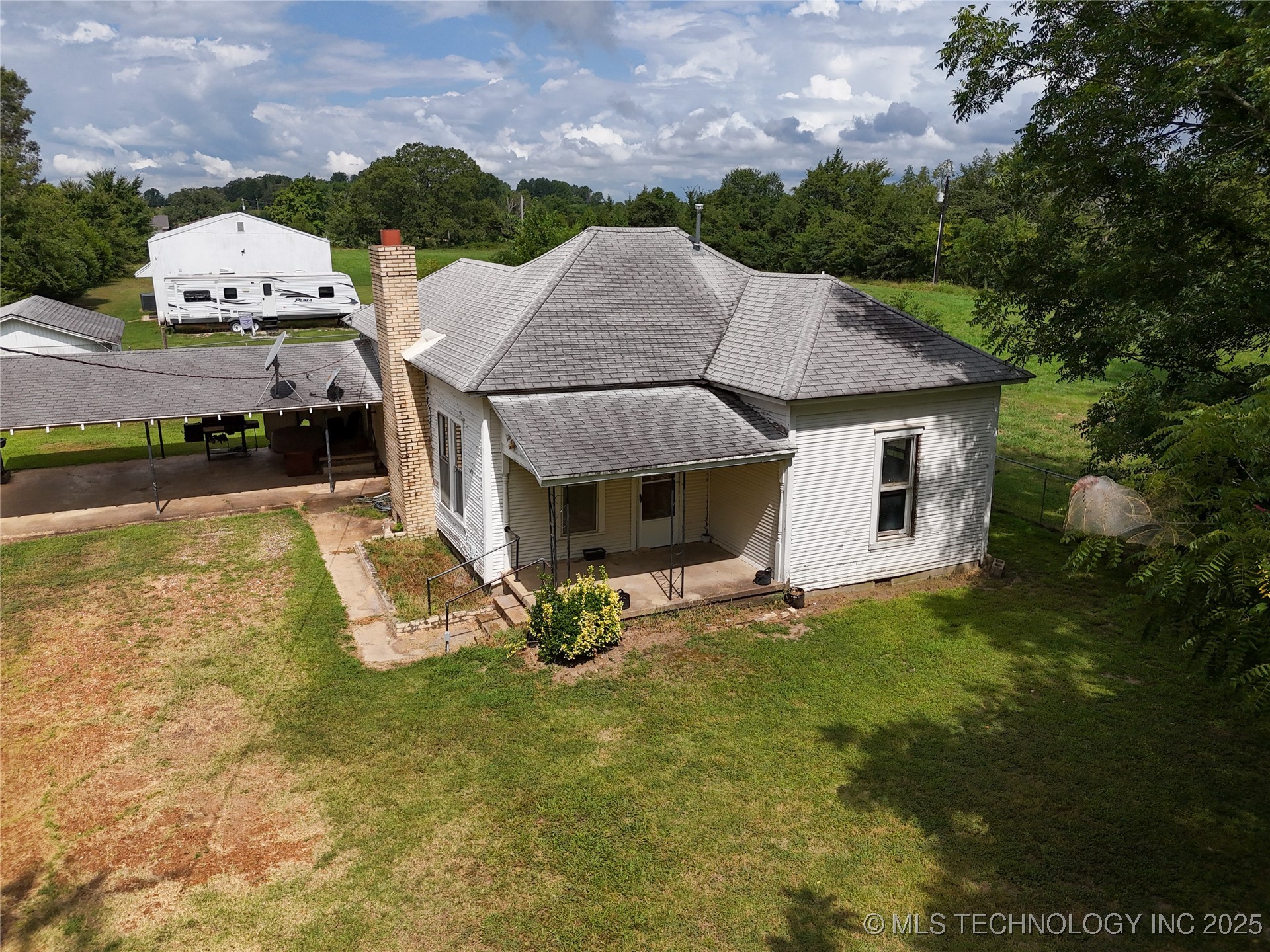 652 N 4230 Road Hugo OK 74743