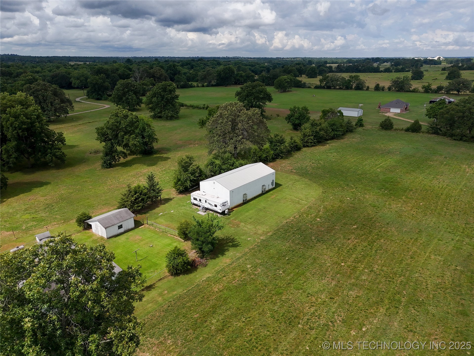 652 N 4230 Road Hugo OK 74743