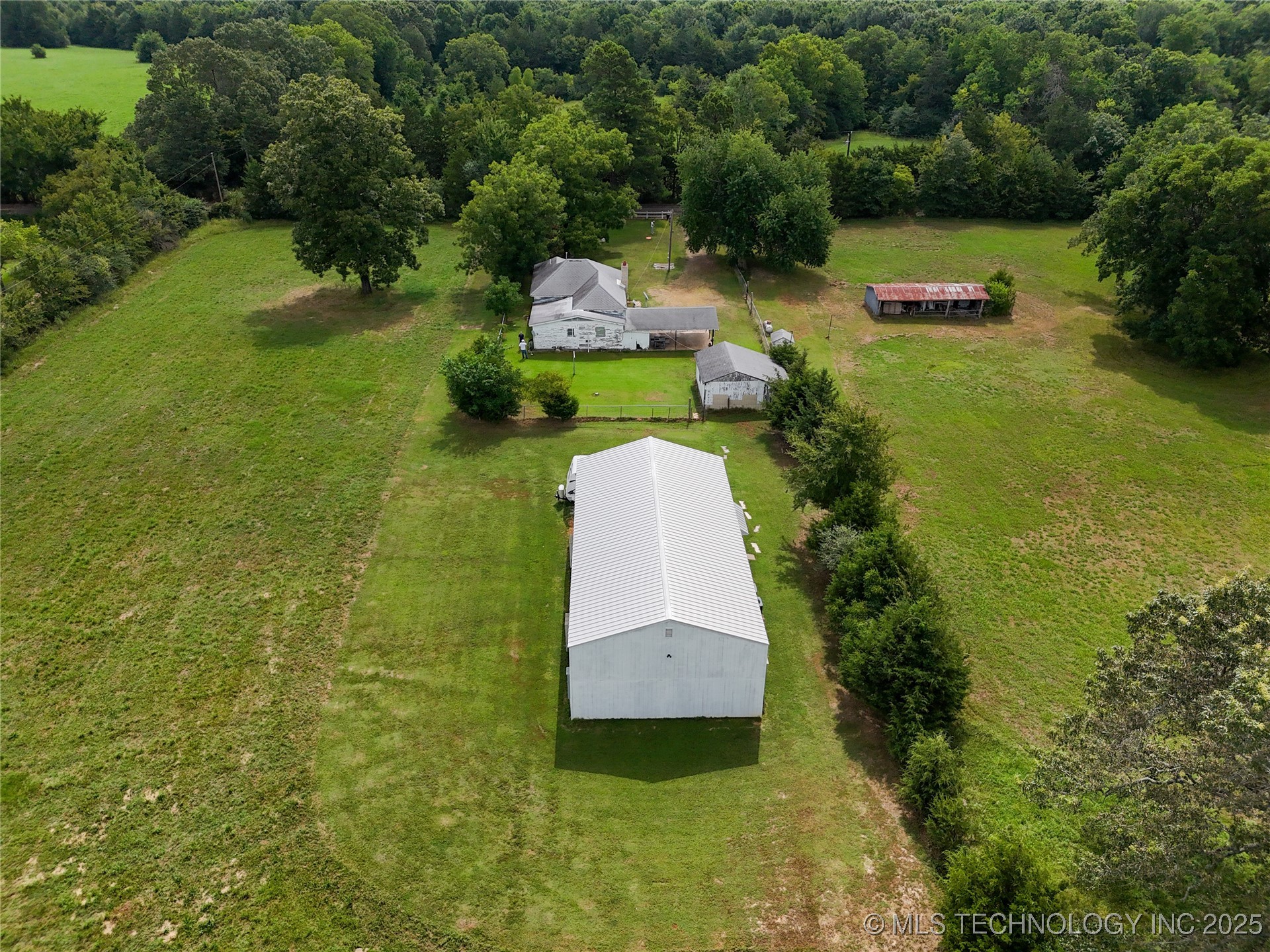 652 N 4230 Road Hugo OK 74743