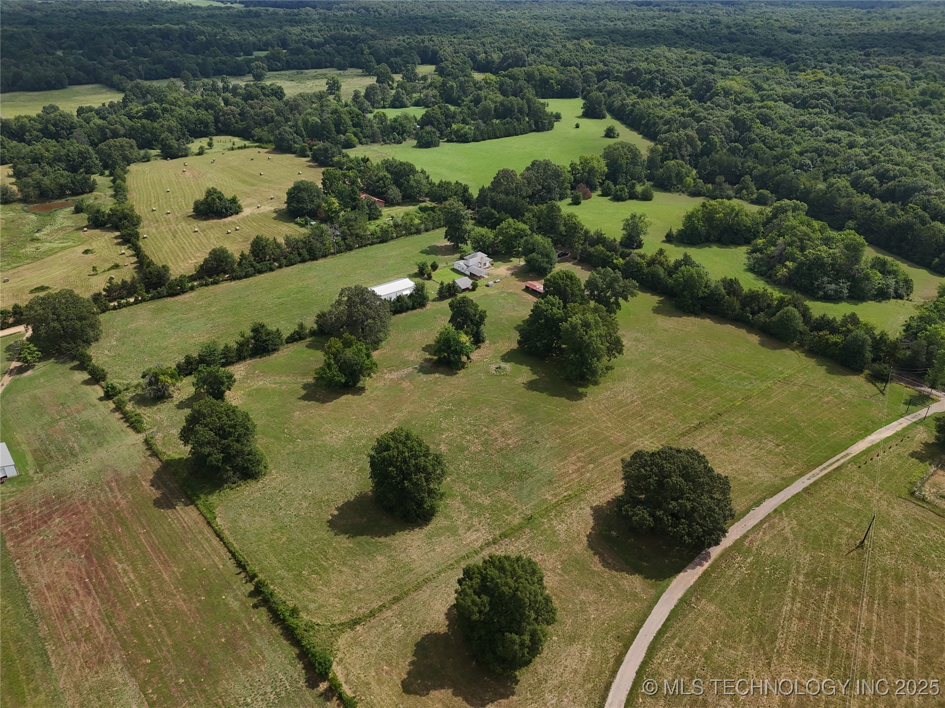 652 N 4230 Road Hugo OK 74743