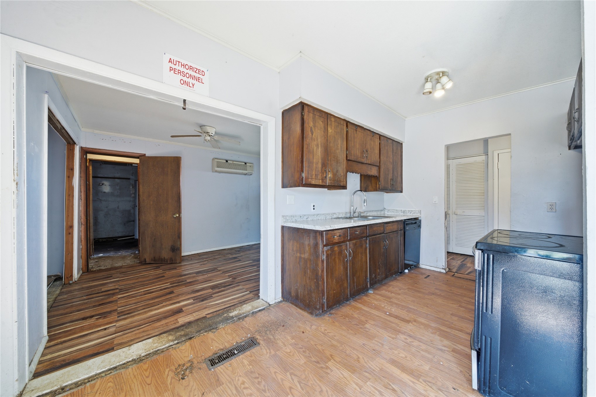 7876 E Latimer Place Tulsa OK 74115