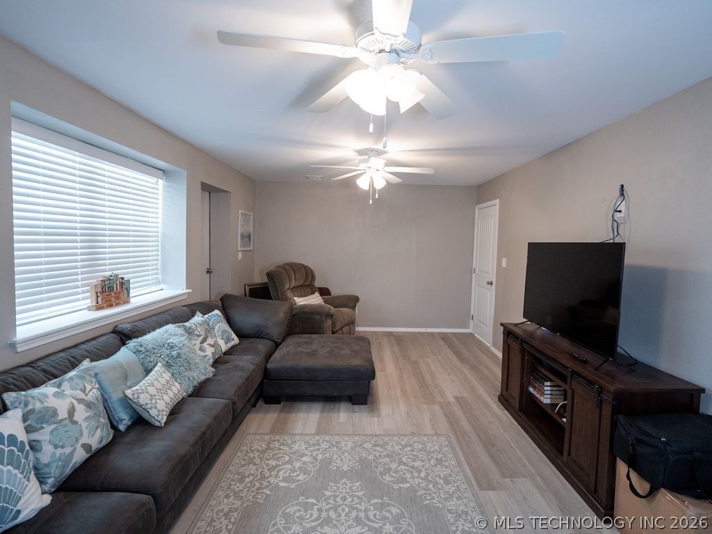 2724 Lark Road Kingston OK 73439