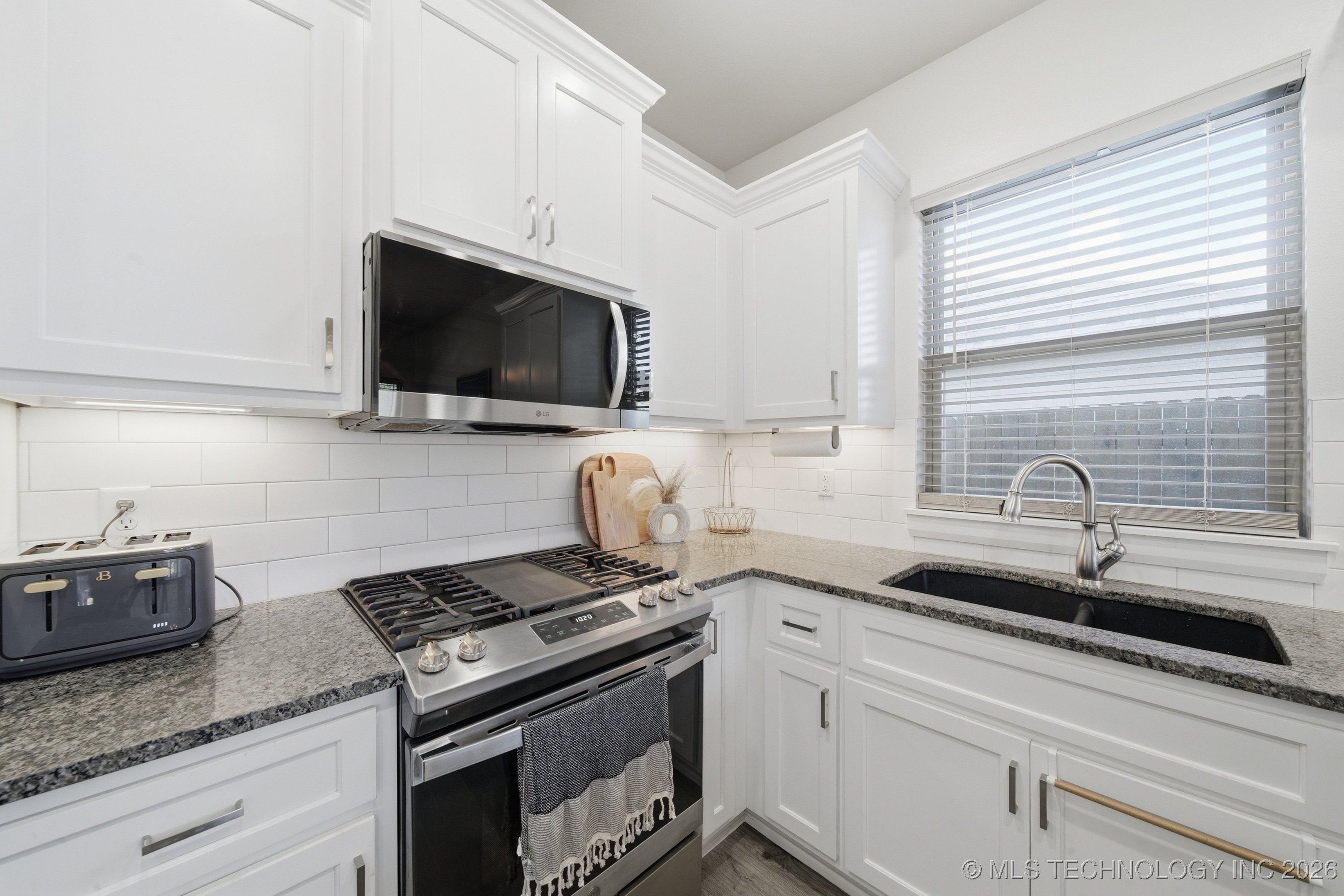 215 W 52nd Street Sand Springs OK 74063