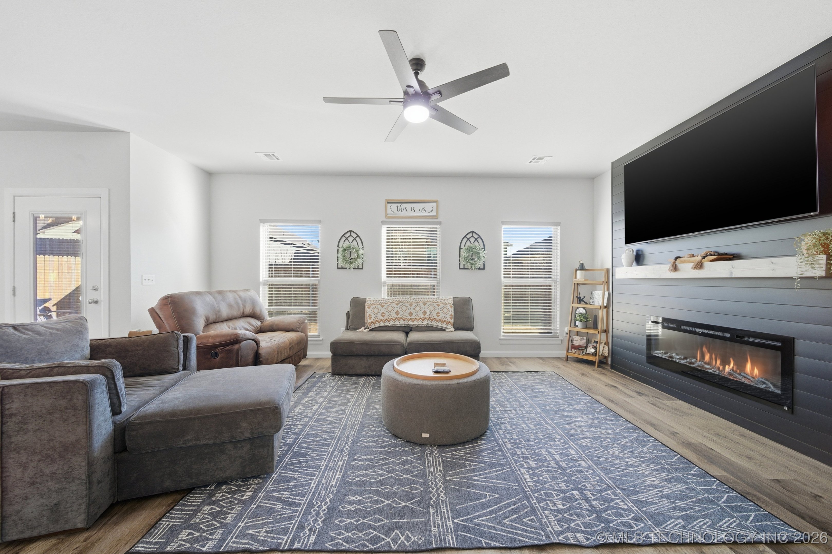 215 W 52nd Street Sand Springs OK 74063