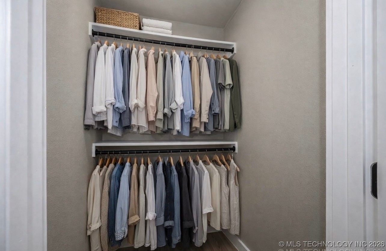 504 E Paul Allen OK 74825