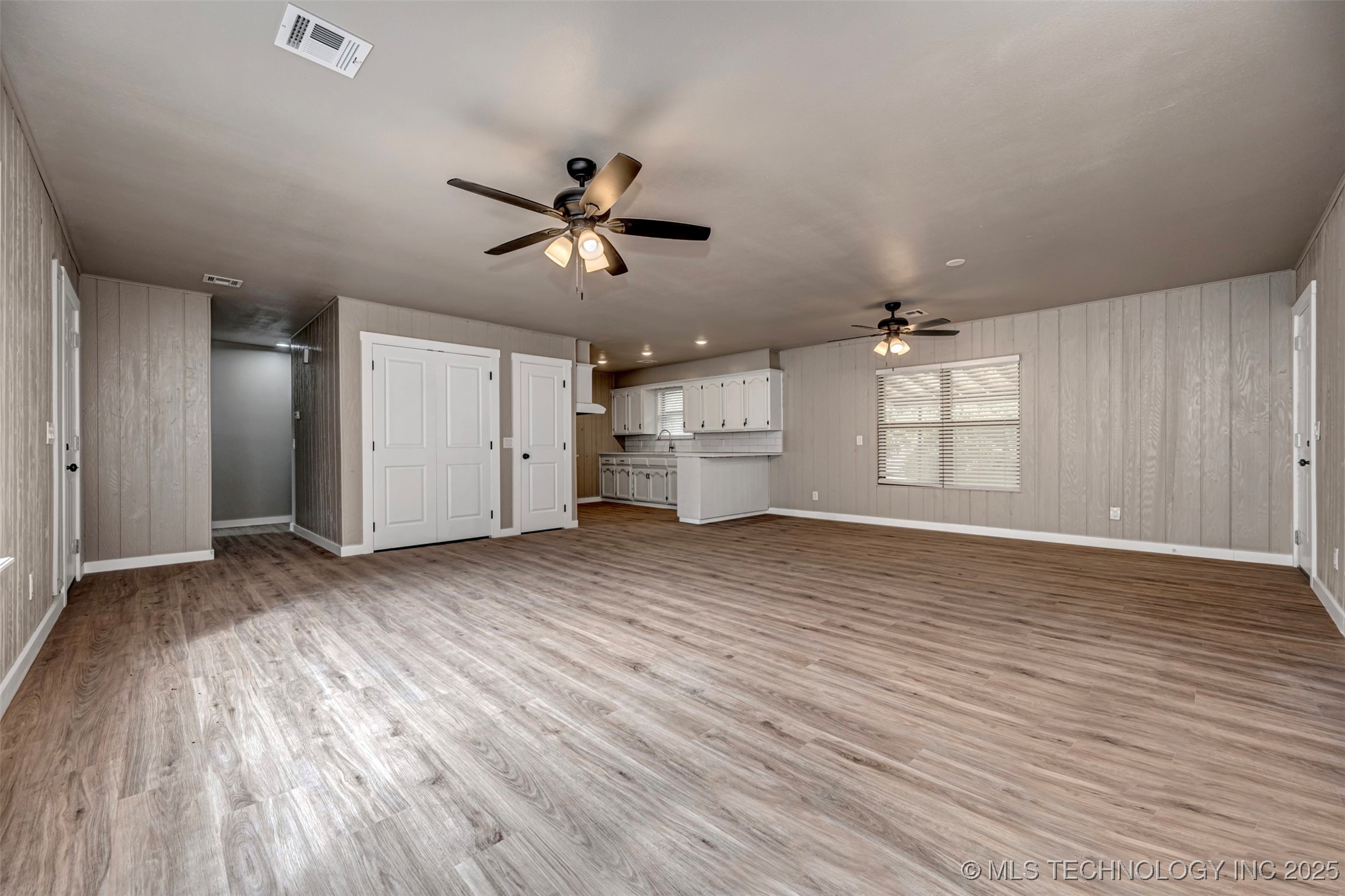 504 E Paul Allen OK 74825