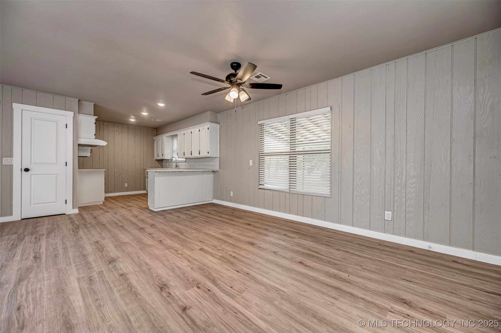 504 E Paul Allen OK 74825