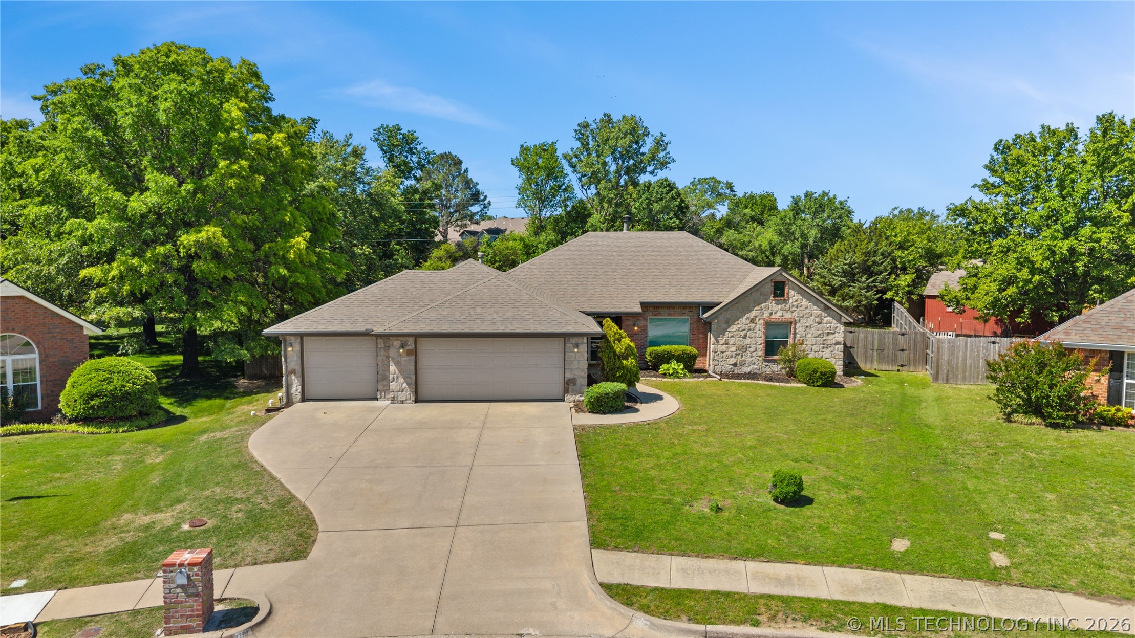 1257 East Drive Bartlesville OK 74006