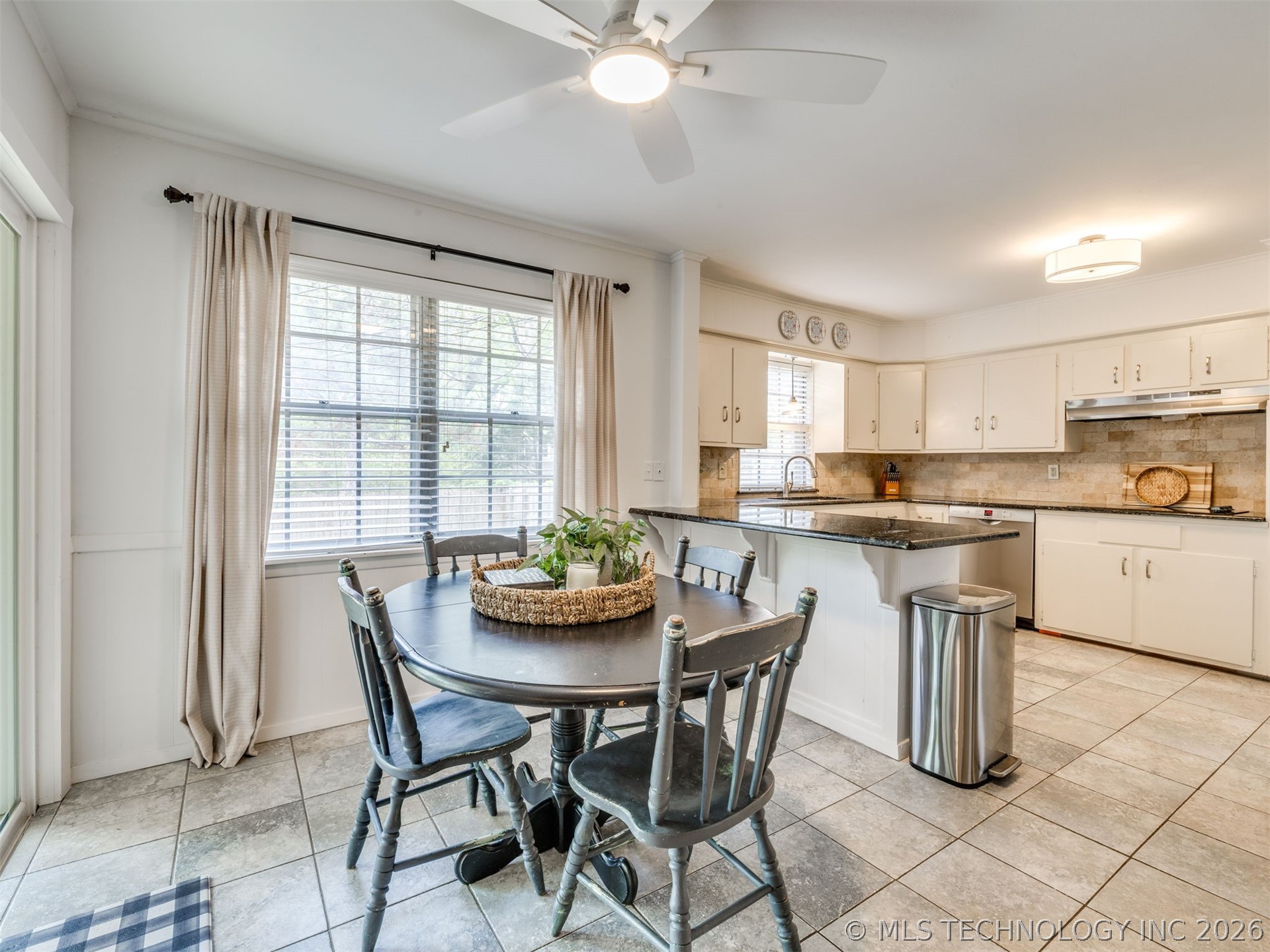 4022 E 52nd Place Tulsa OK 74135