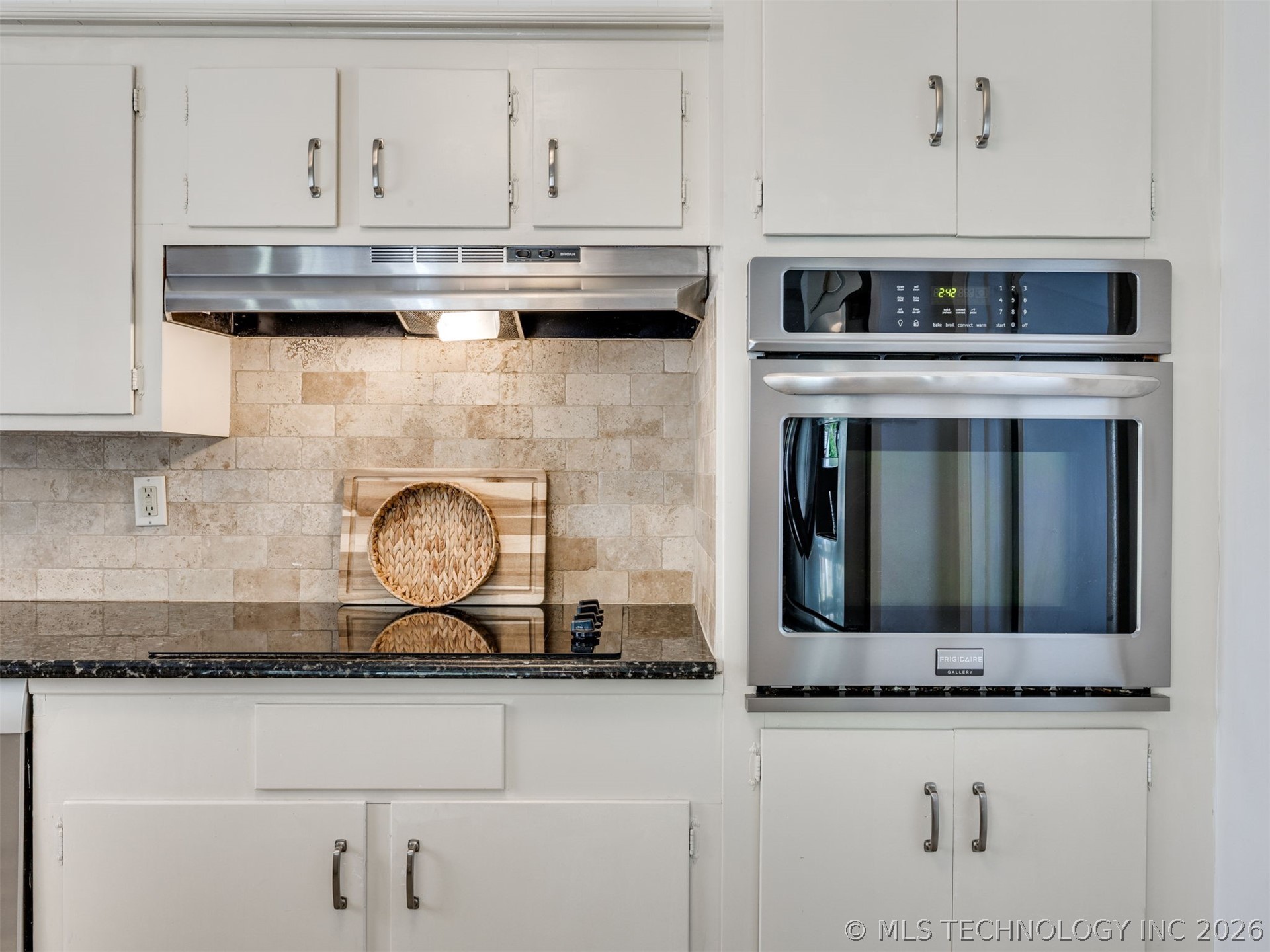 4022 E 52nd Place Tulsa OK 74135
