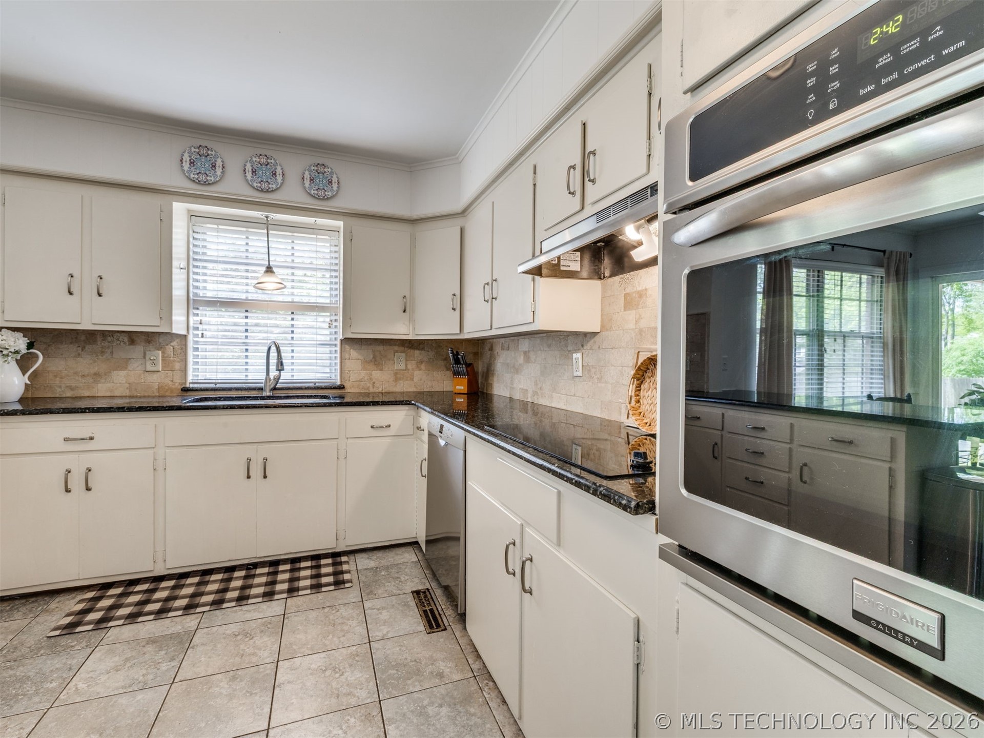 4022 E 52nd Place Tulsa OK 74135