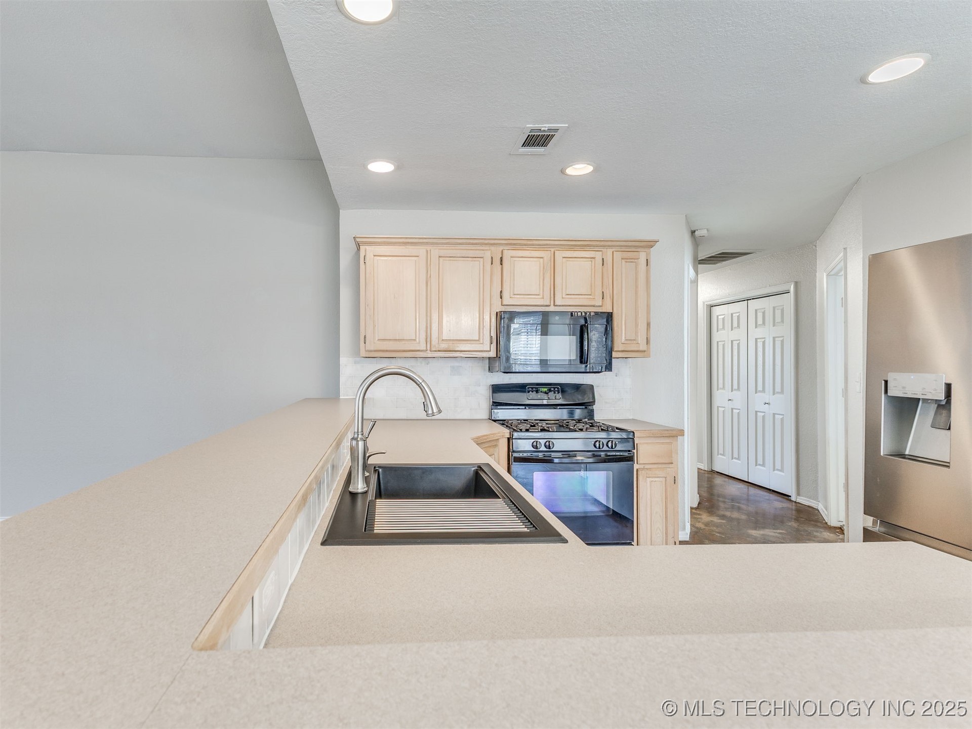 118 E 48th Street Sand Springs OK 74063