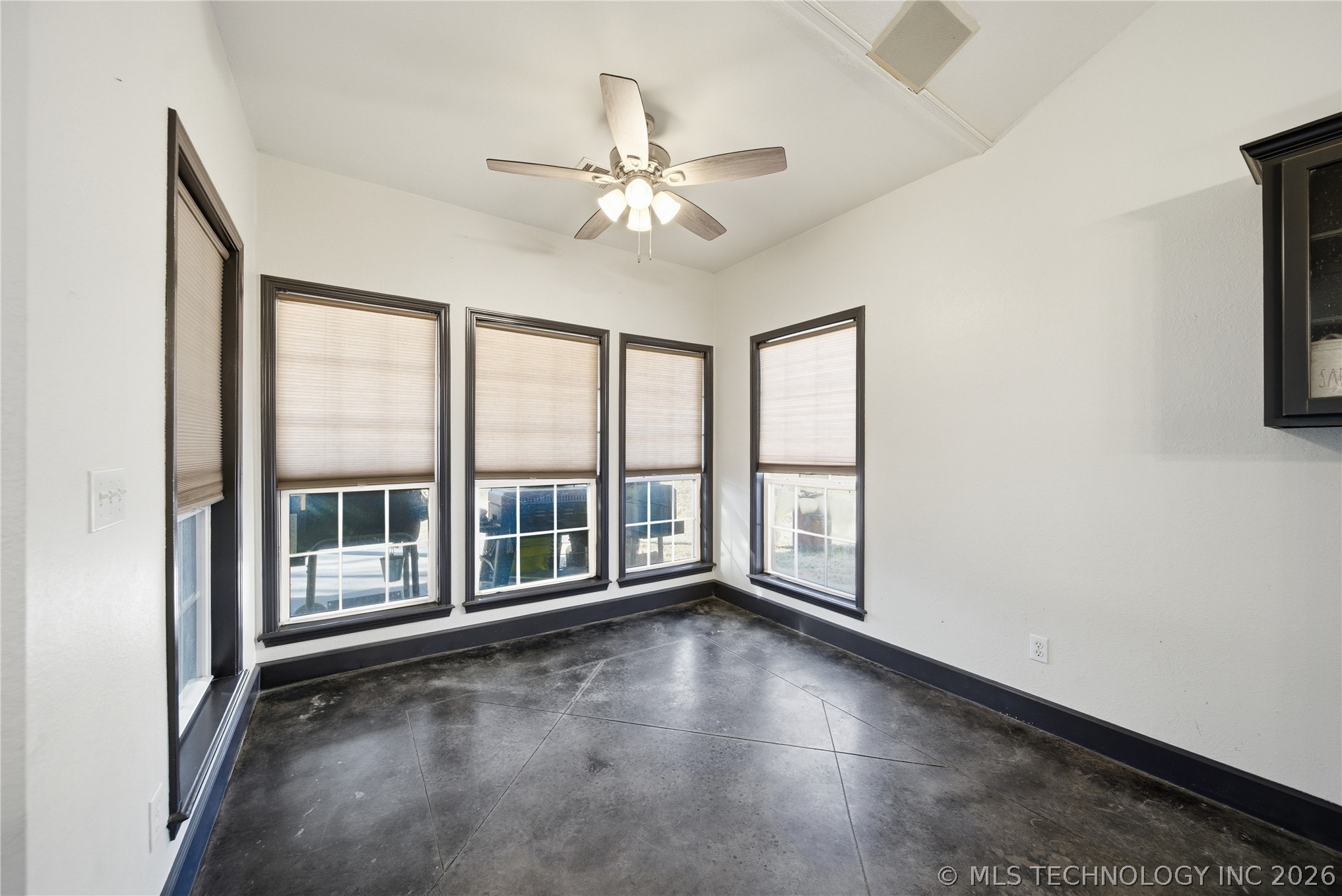 9800 E 510 Road Claremore OK 74019