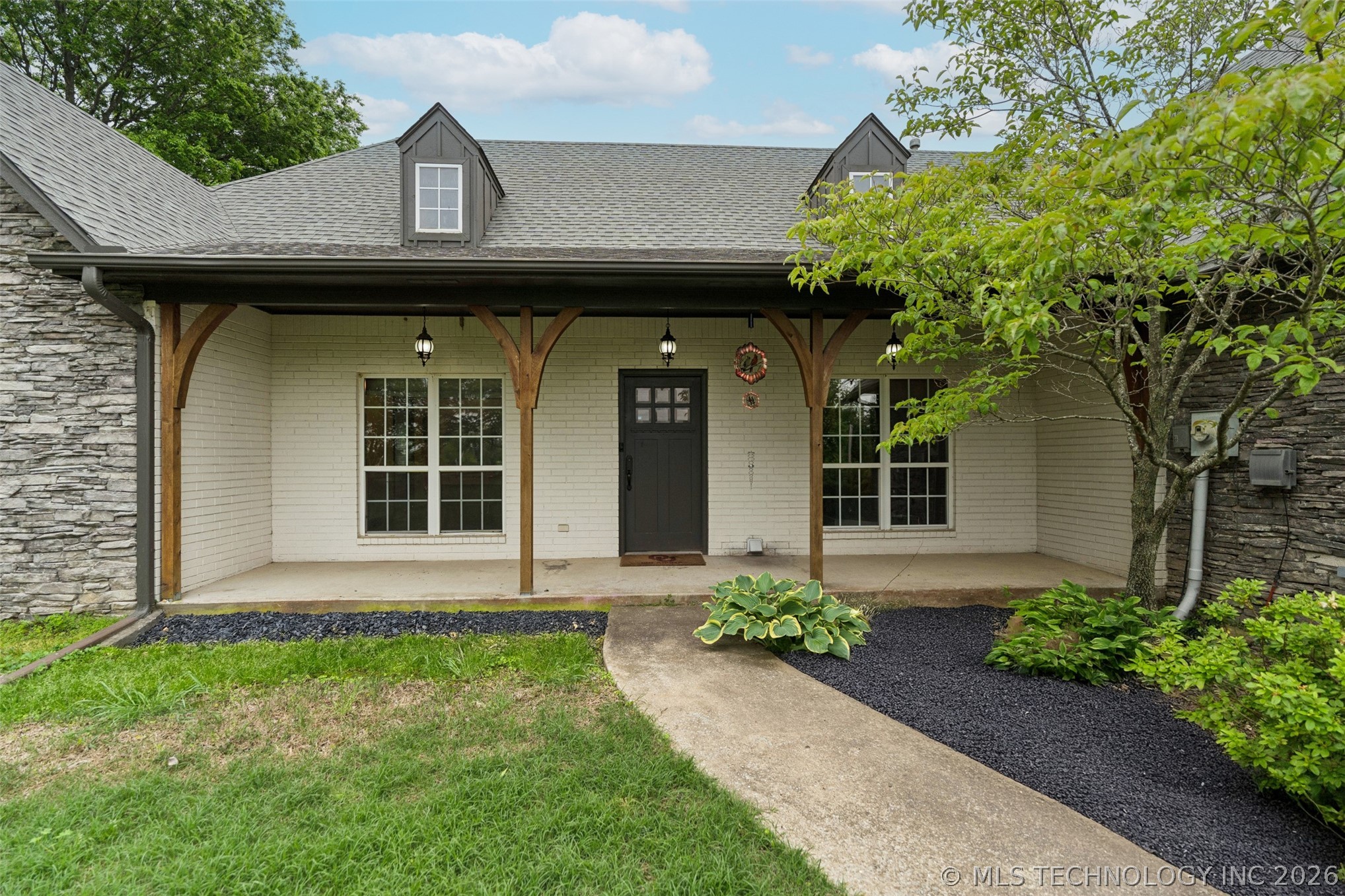 9800 E 510 Road Claremore OK 74019