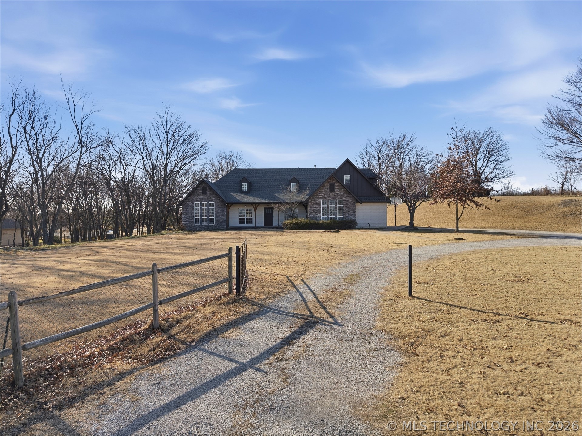 9800 E 510 Road Claremore OK 74019