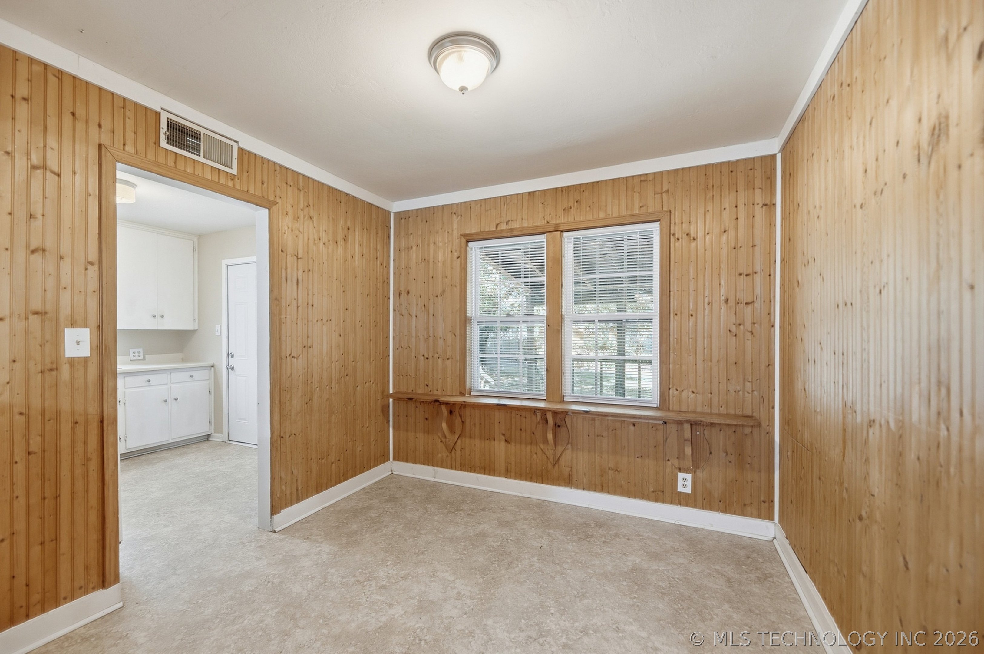 5951 E King Place Tulsa OK 74115