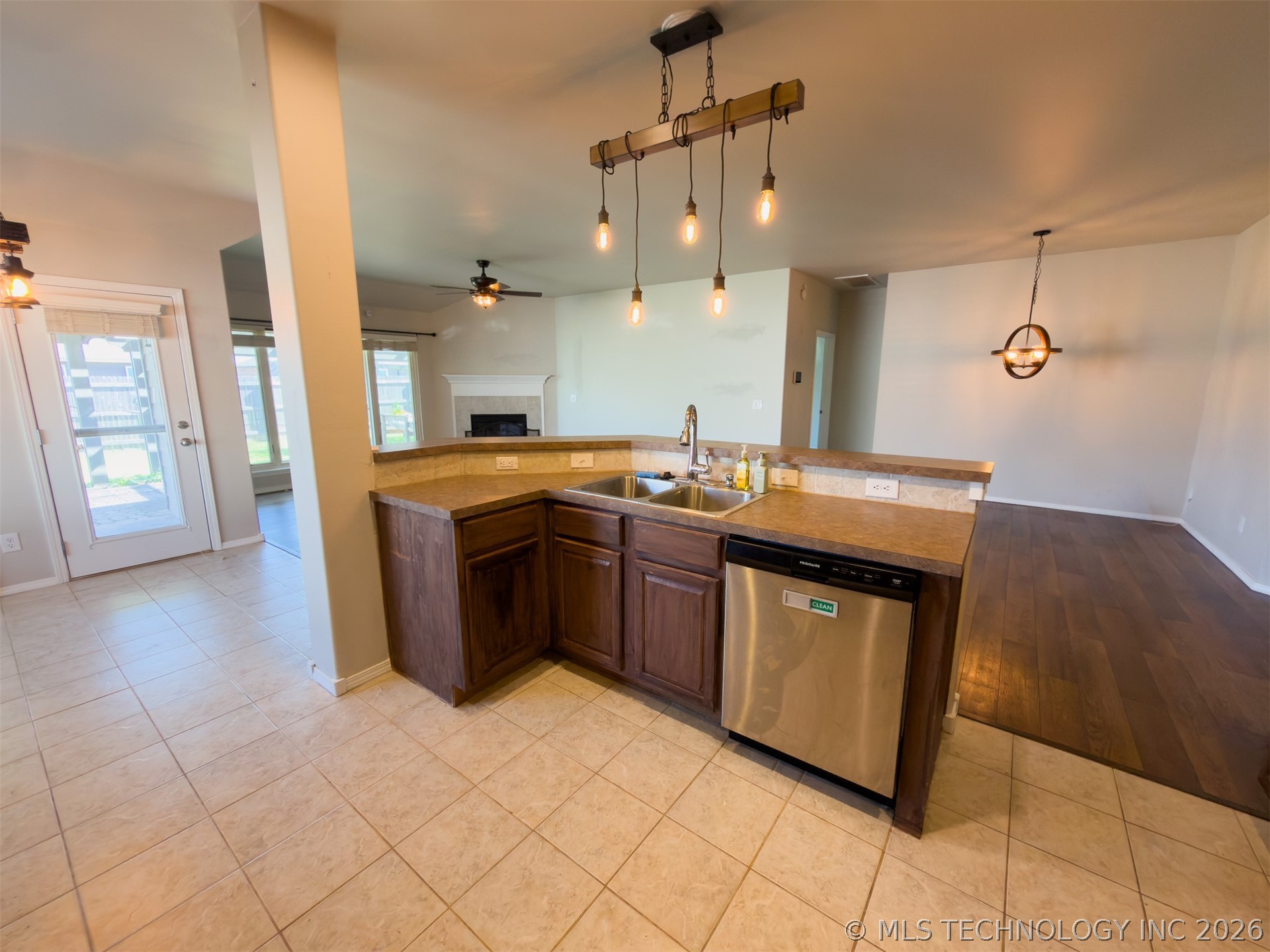 13227 E 132nd Street N Collinsville OK 74021