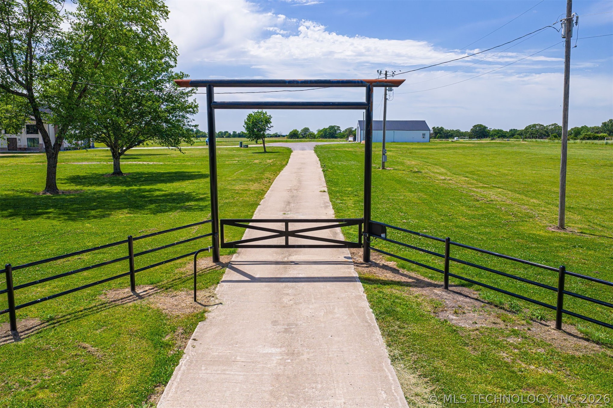 139172 State Highway 82 Tahlequah OK 74464