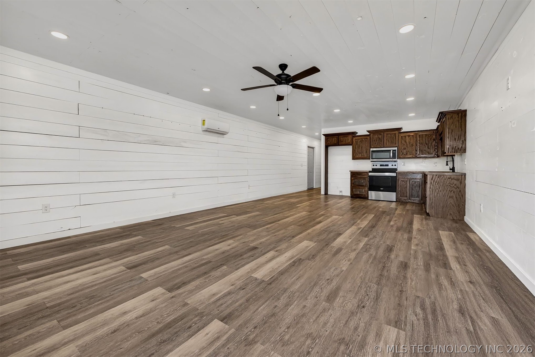 139172 State Highway 82 Tahlequah OK 74464