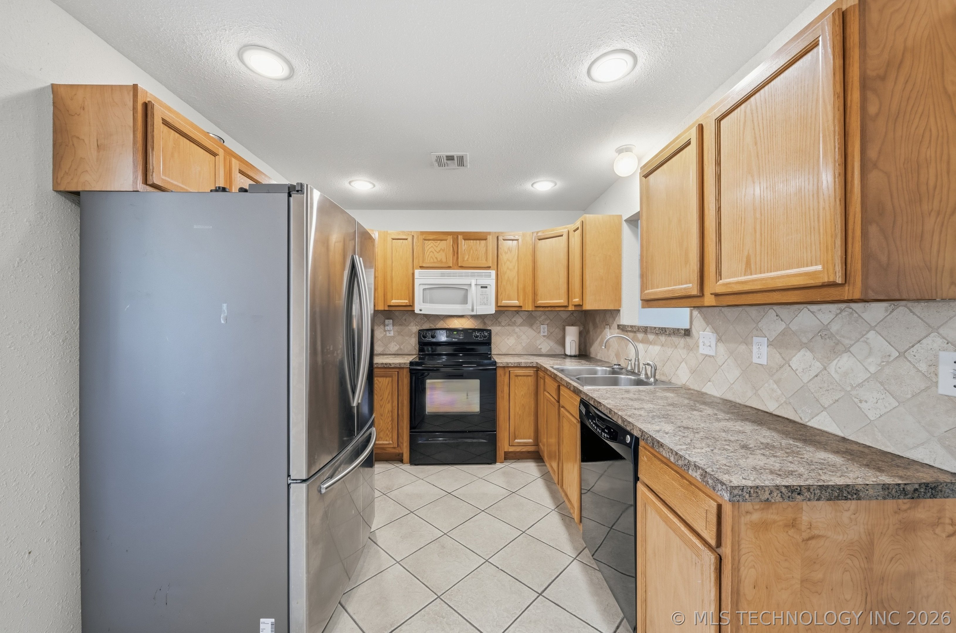 19375 Redbud Drive Catoosa OK 74015