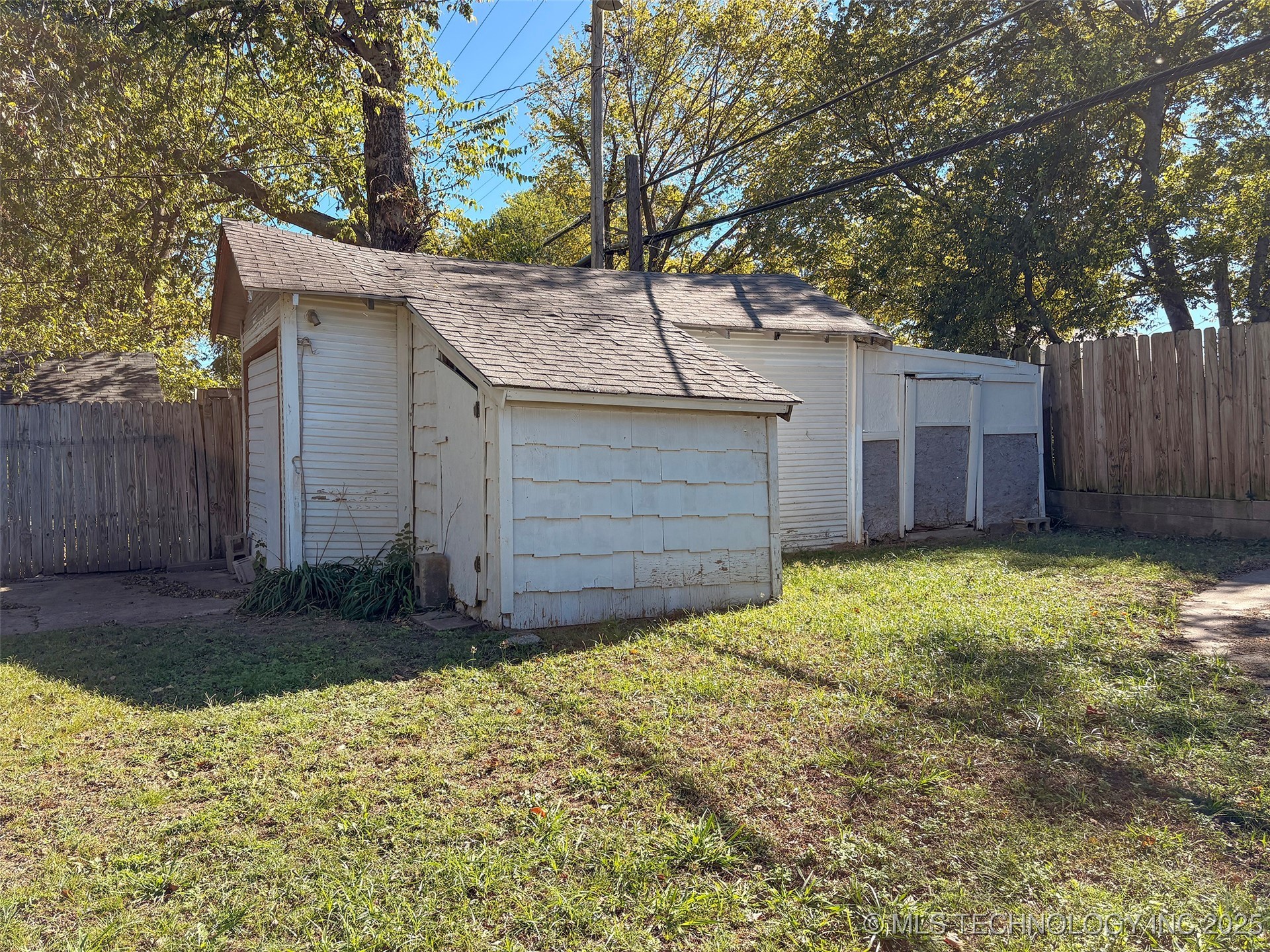 2220 W 40th Street Tulsa OK 74107