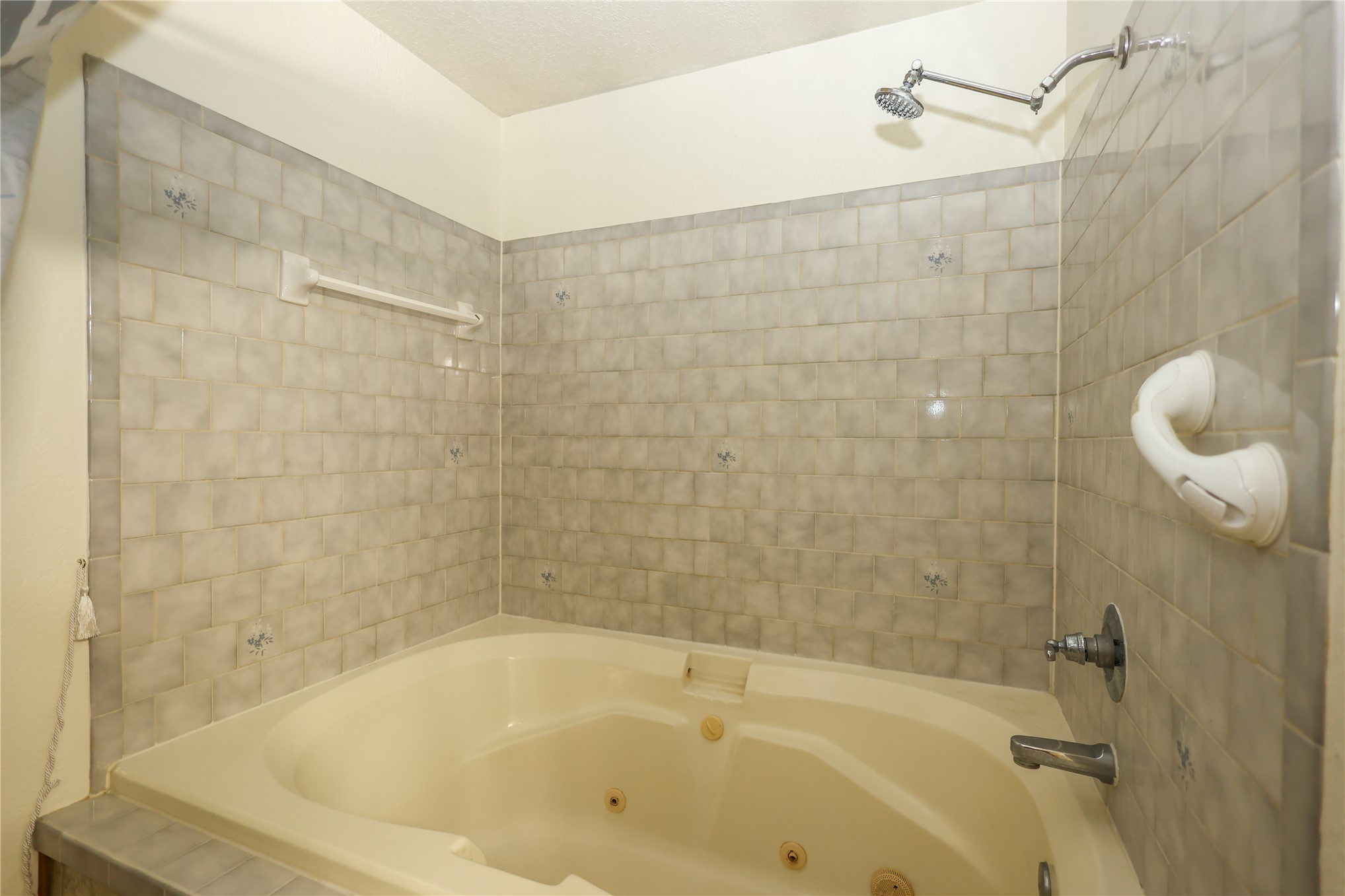 2030 Castle Rock Drive Sulphur OK 73086