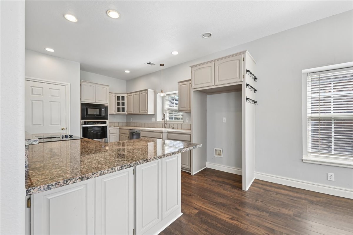 9822 E 83rd Place Tulsa OK 74133