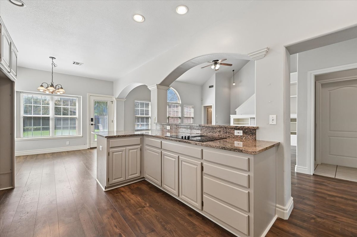 9822 E 83rd Place Tulsa OK 74133