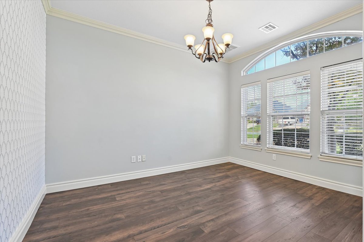 9822 E 83rd Place Tulsa OK 74133