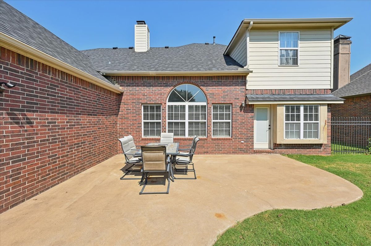 9822 E 83rd Place Tulsa OK 74133