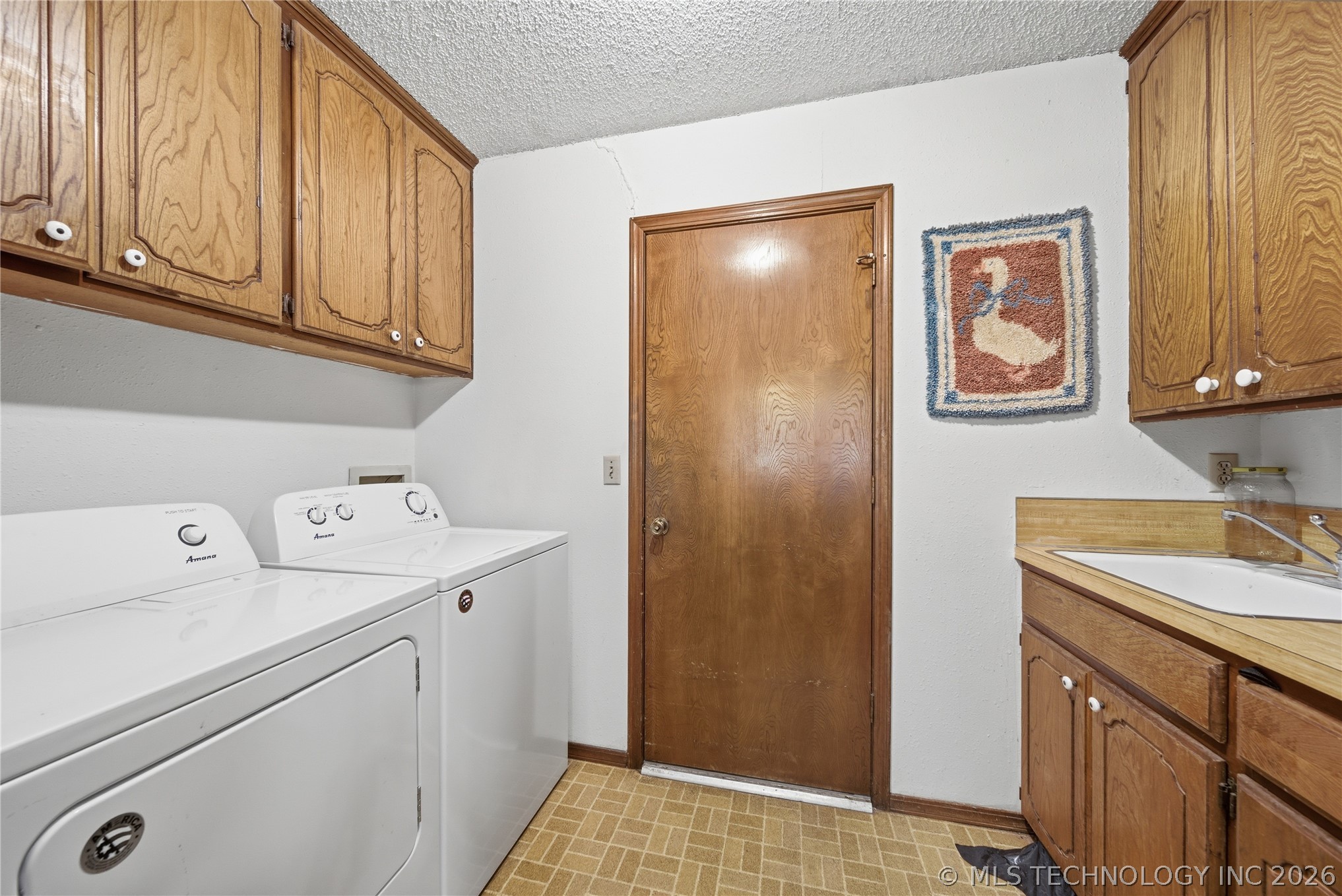 1318 E Fairview Avenue Nowata OK 74048