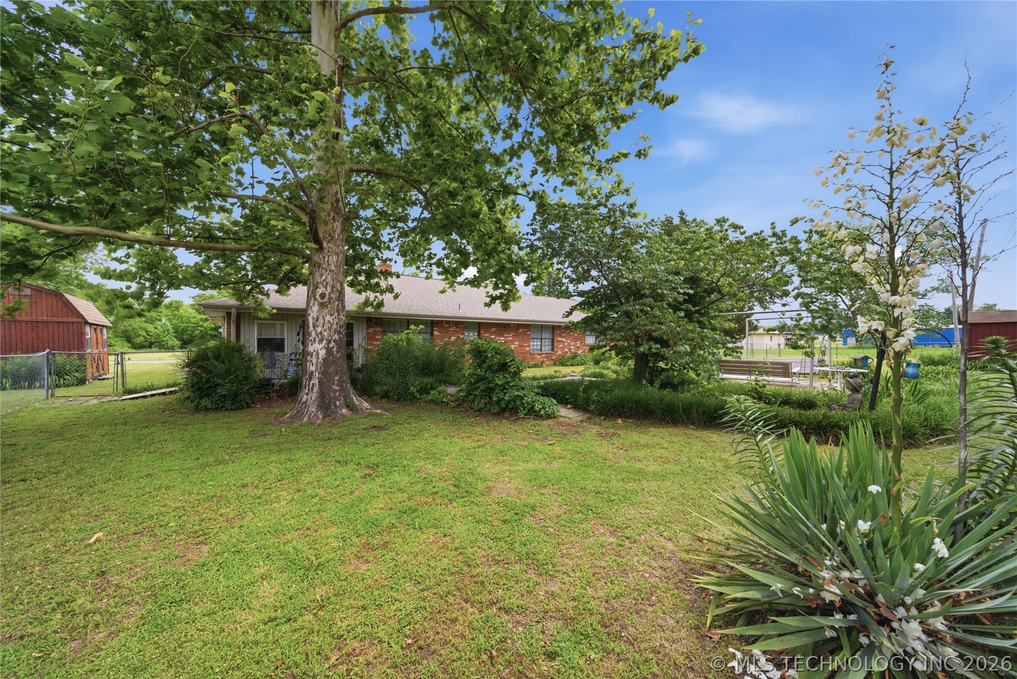 1318 E Fairview Avenue Nowata OK 74048