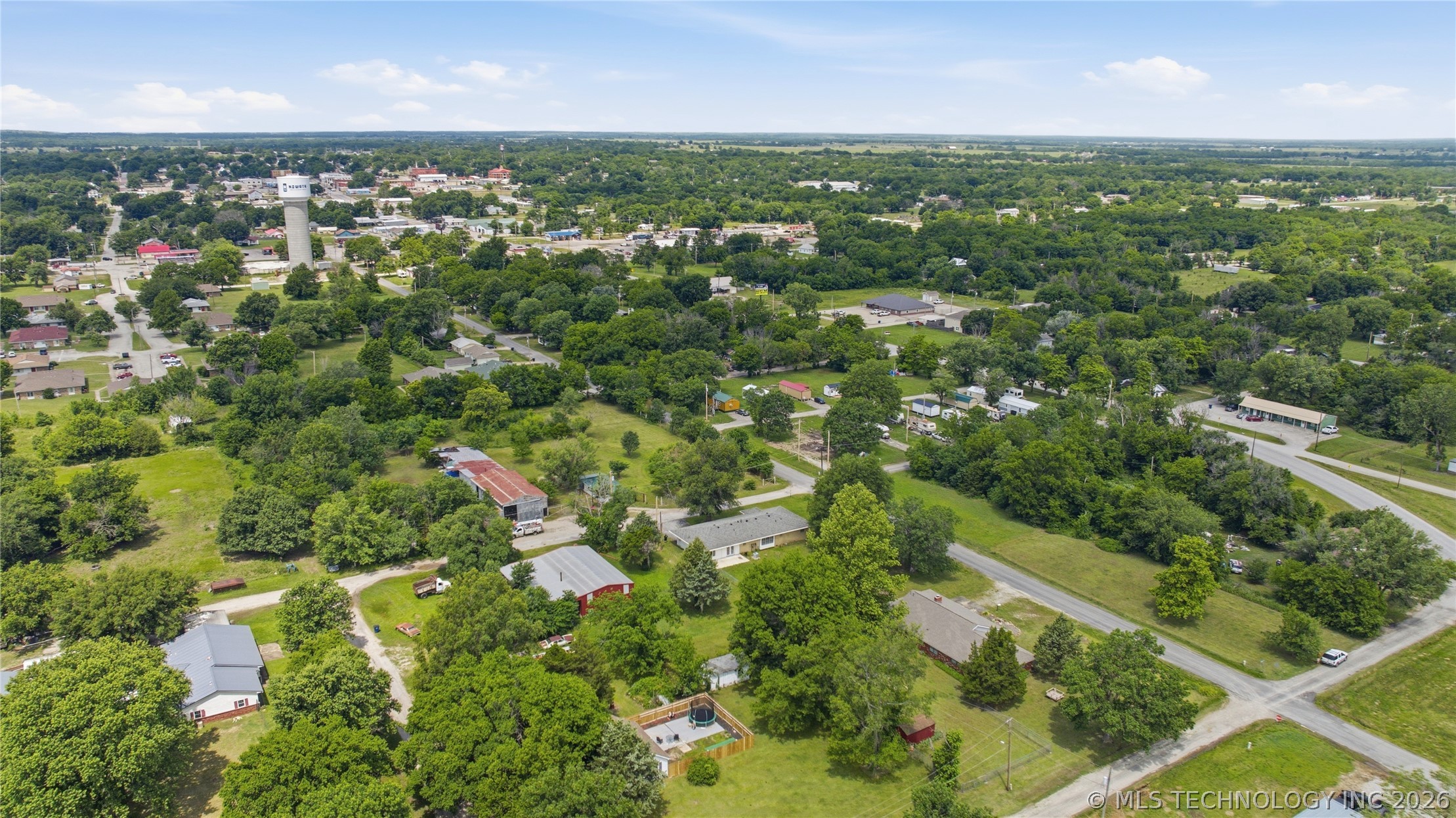 1318 E Fairview Avenue Nowata OK 74048