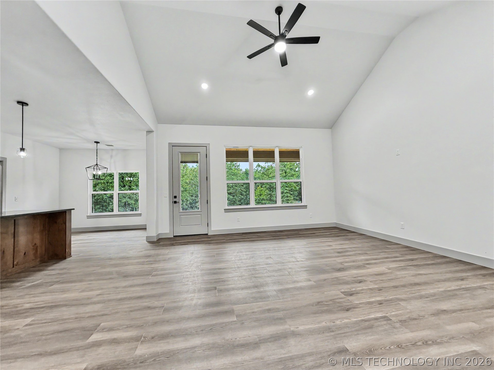 16399 N 573 Road Tahlequah OK 74464