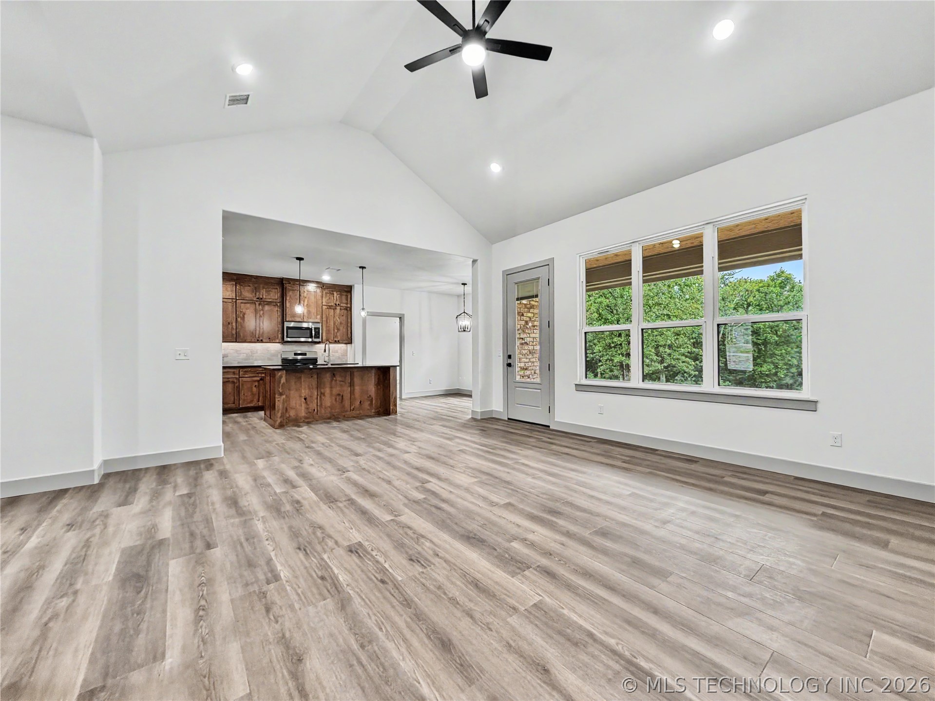 16399 N 573 Road Tahlequah OK 74464