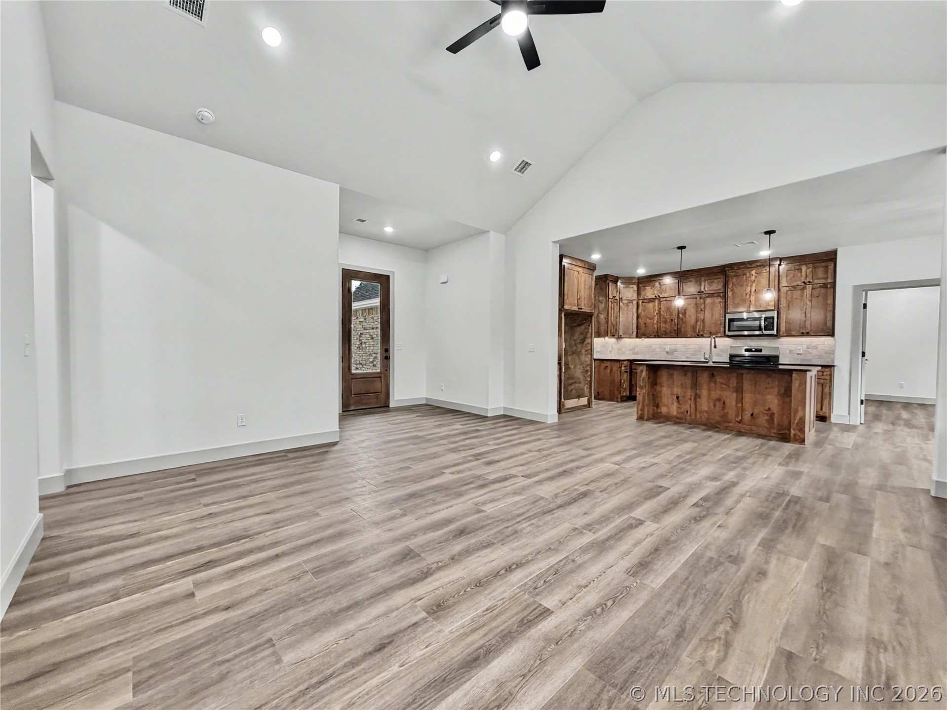 16399 N 573 Road Tahlequah OK 74464