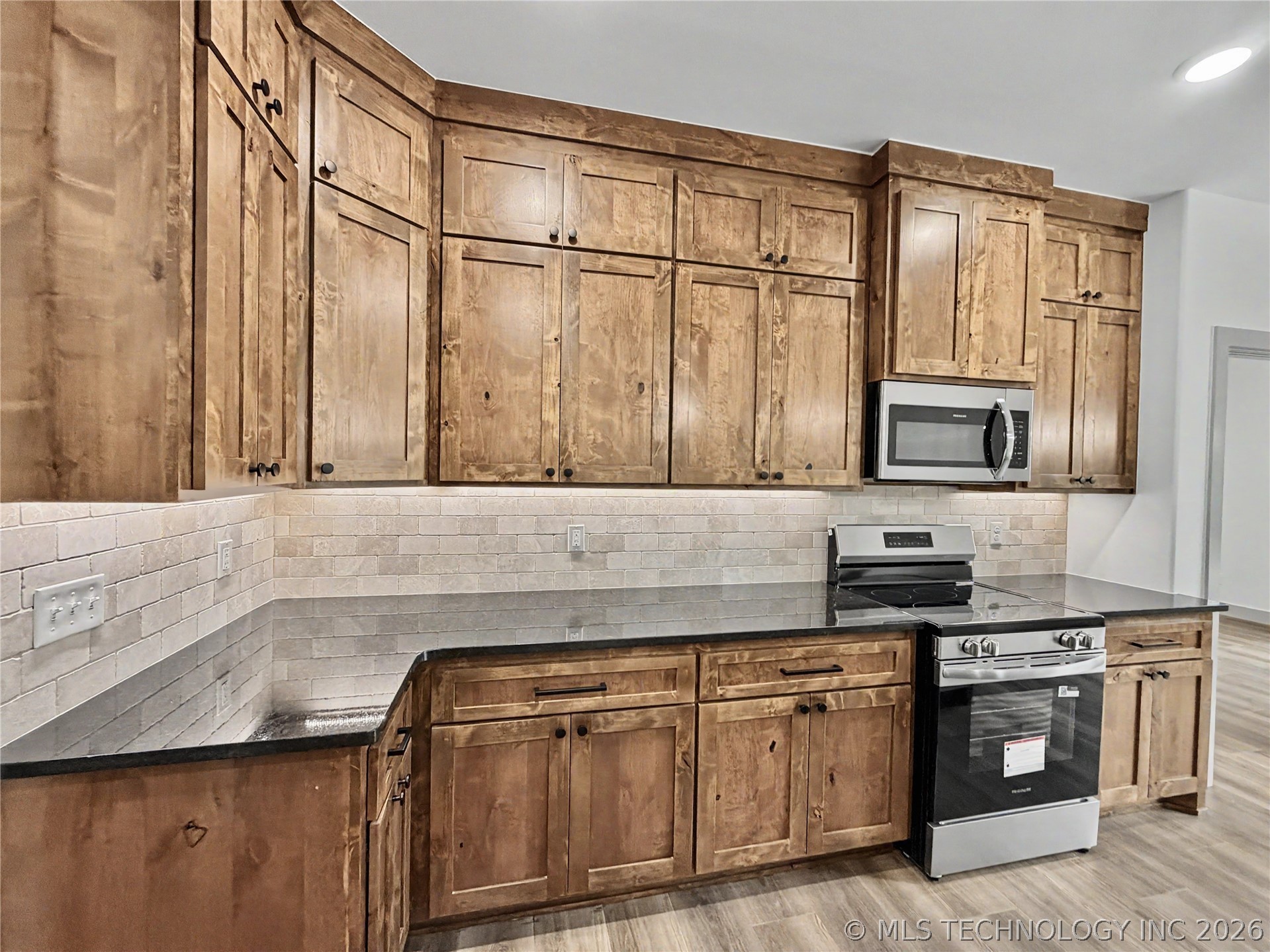 16399 N 573 Road Tahlequah OK 74464