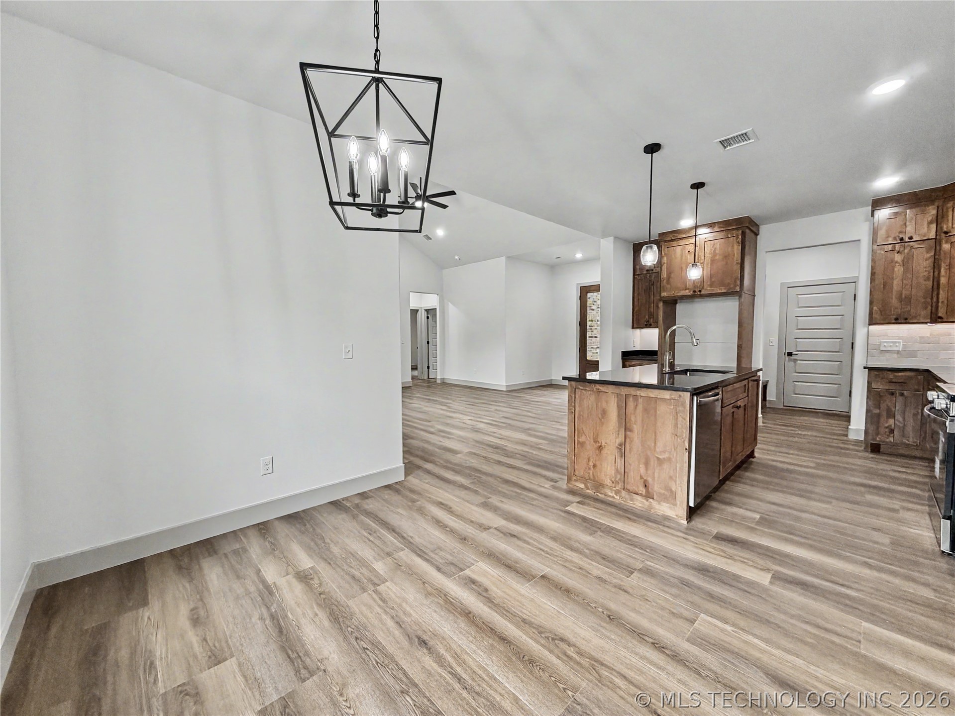 16399 N 573 Road Tahlequah OK 74464
