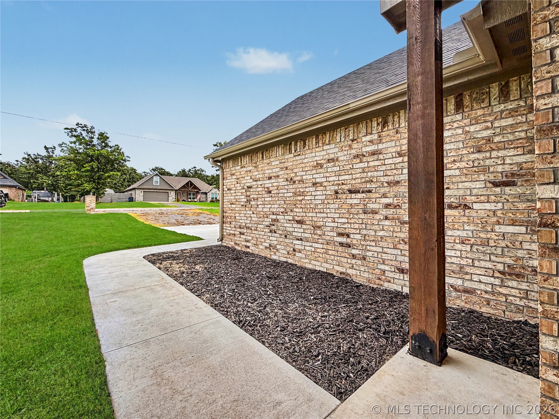 16399 N 573 Road Tahlequah OK 74464