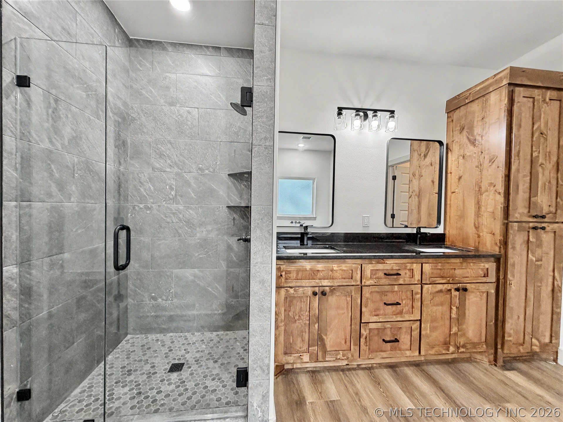 16399 N 573 Road Tahlequah OK 74464