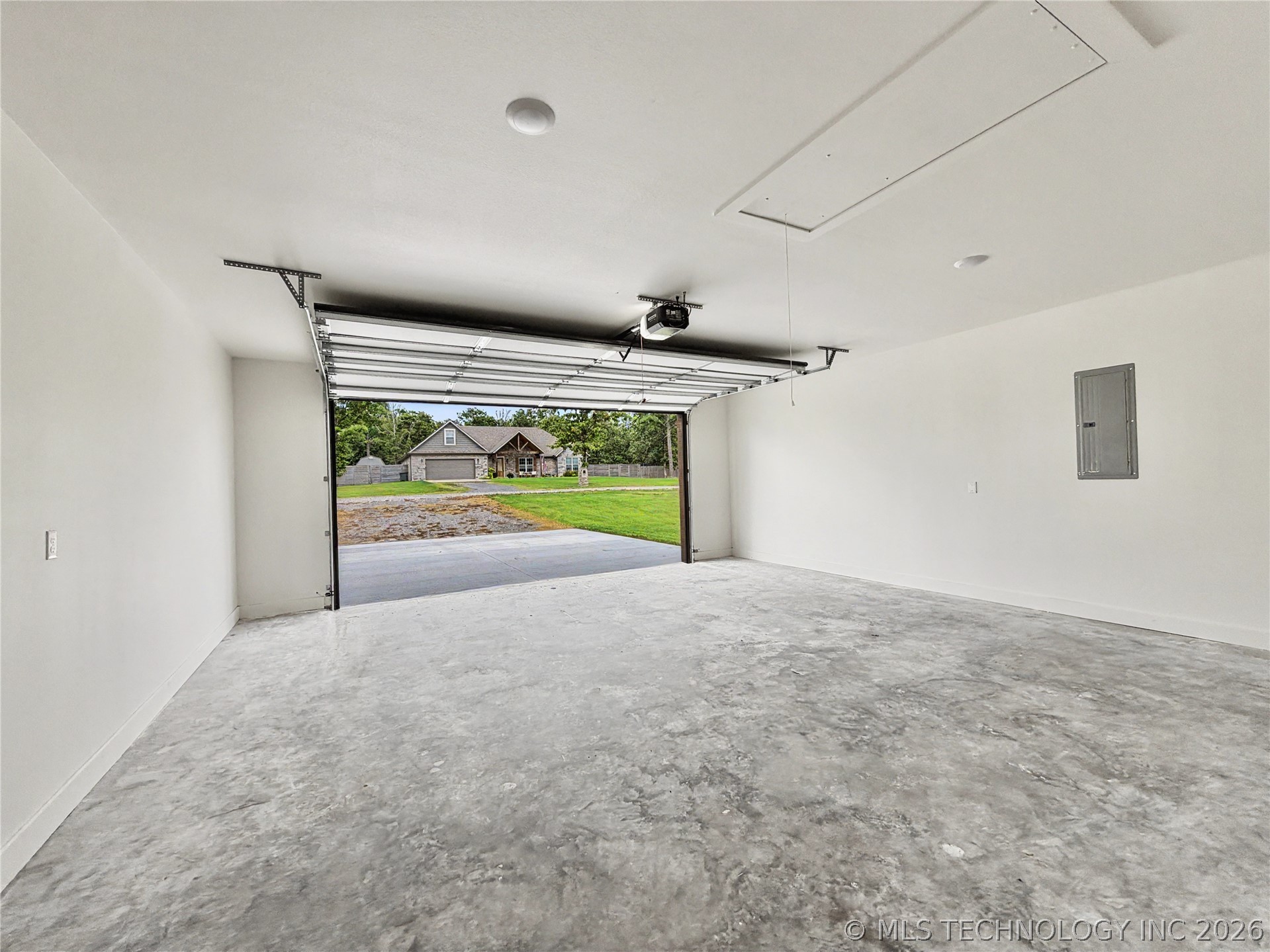 16399 N 573 Road Tahlequah OK 74464