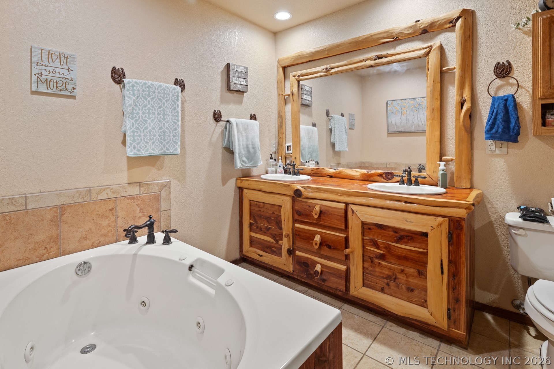 3 Shady Grove Bennington OK 74723