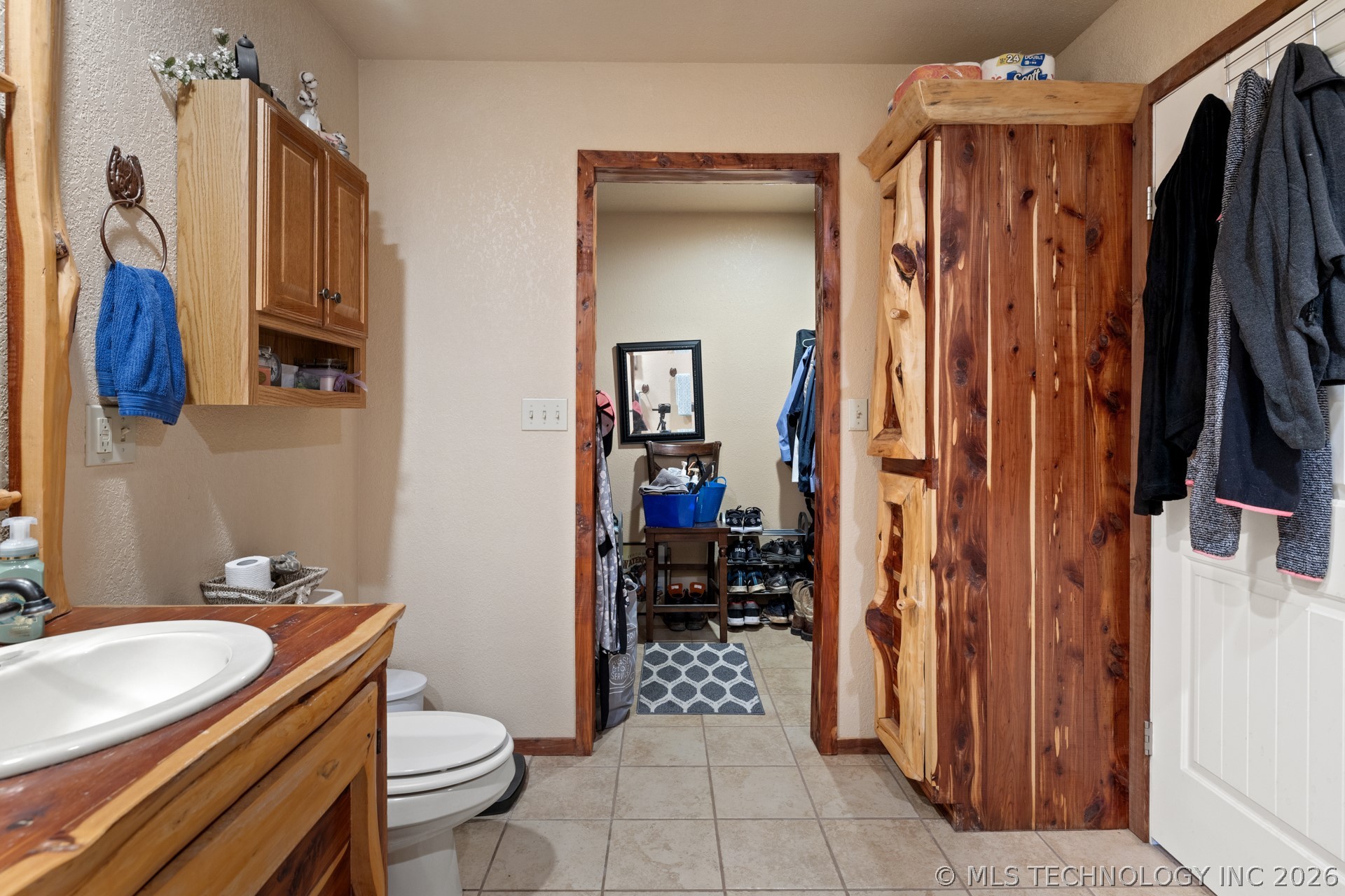 3 Shady Grove Bennington OK 74723